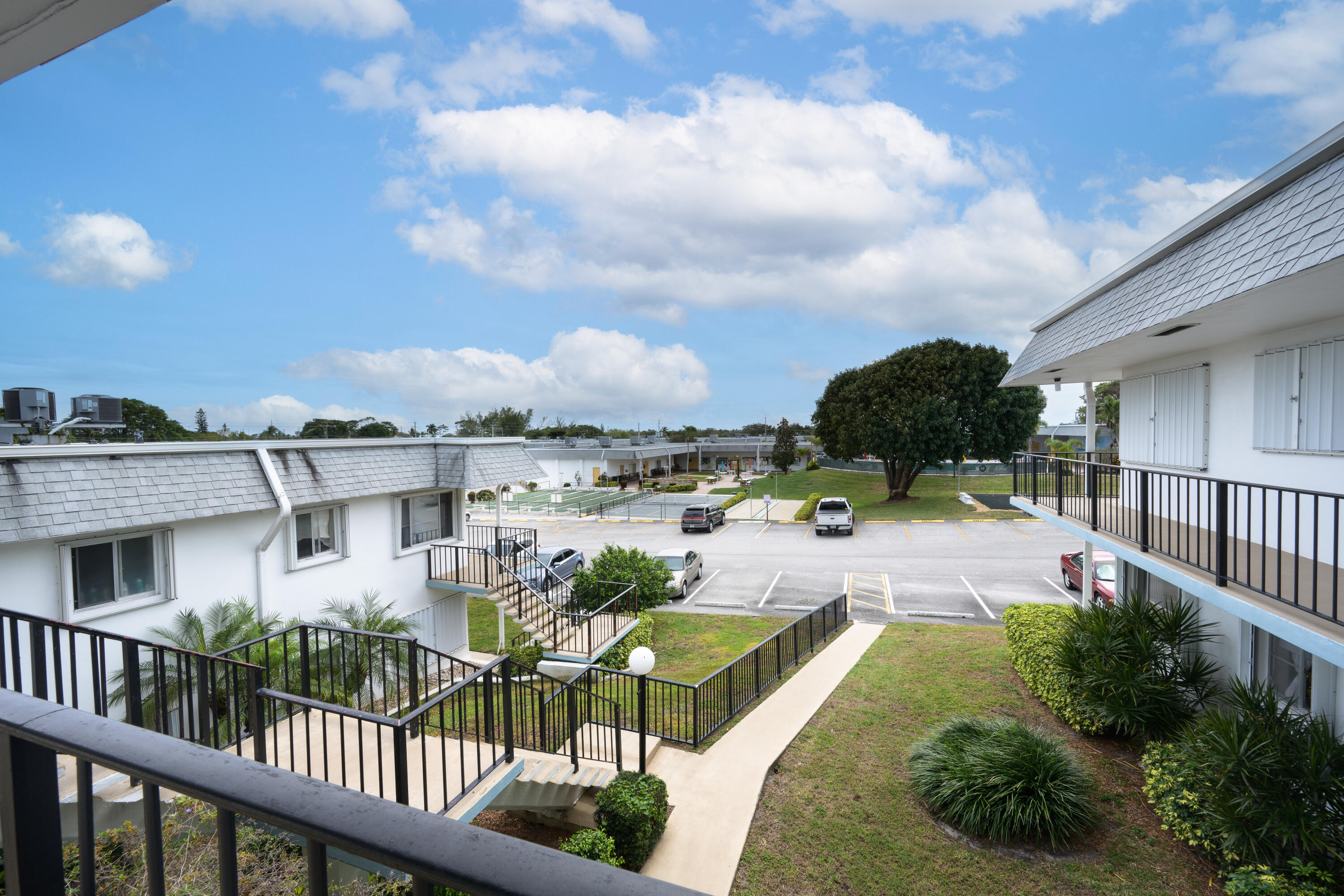 1BR – Condominium at 3402 Cynthia Lane #208