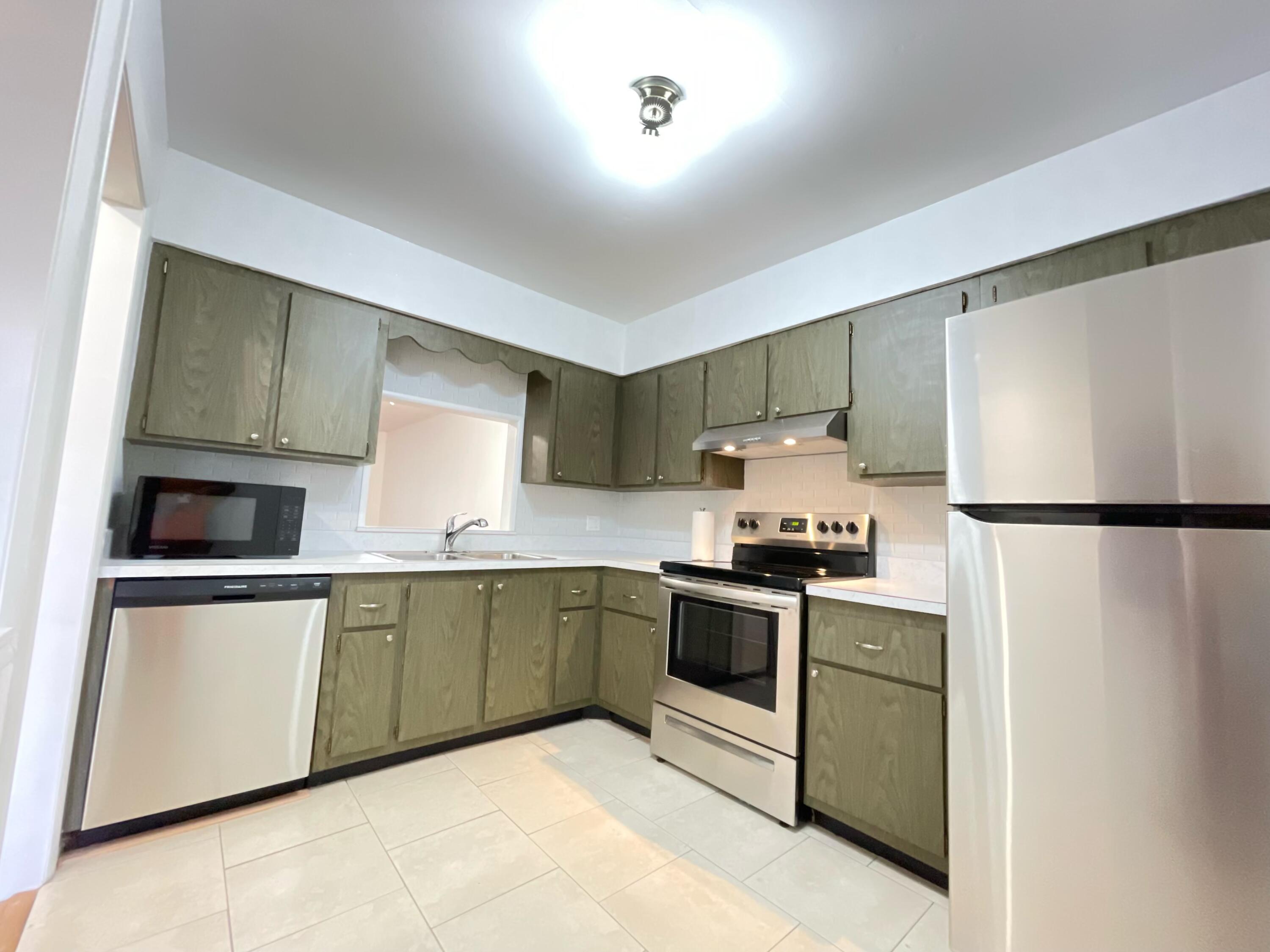 2BR – Condominium at 2302 Sunrise Boulevard #202
