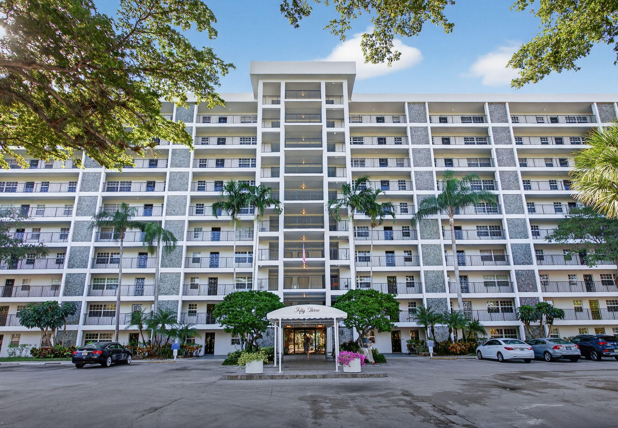 2BR – Condominium at 2900 N Course Drive #905