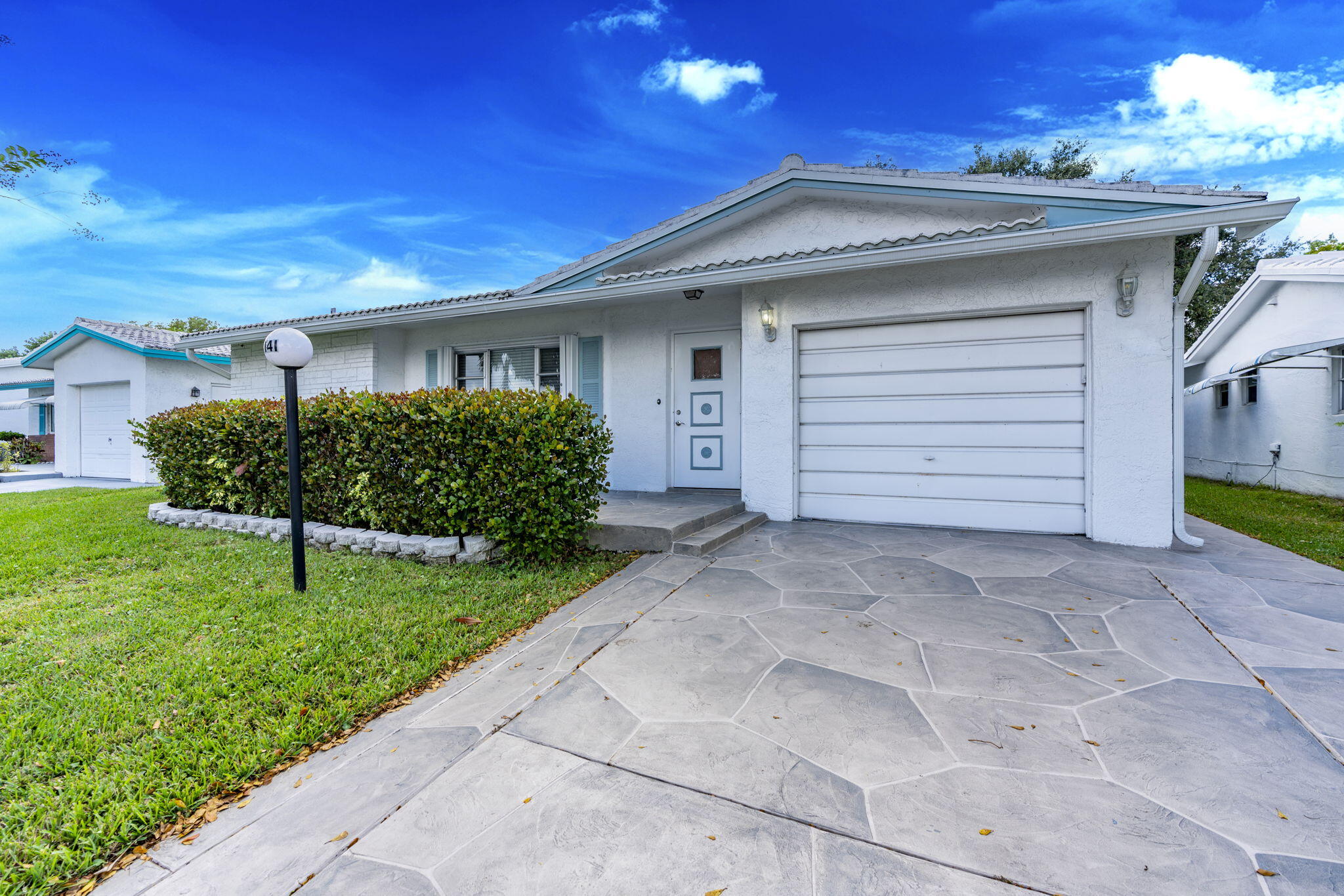 3BR – SingleFamilyResidence at 1141 NW 90th Way