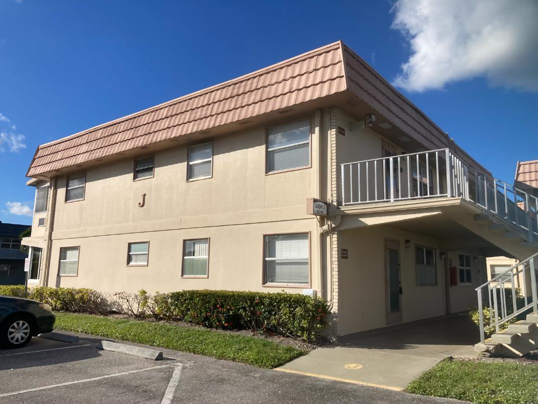 2BR – Condominium at 445 Saxony Way #445