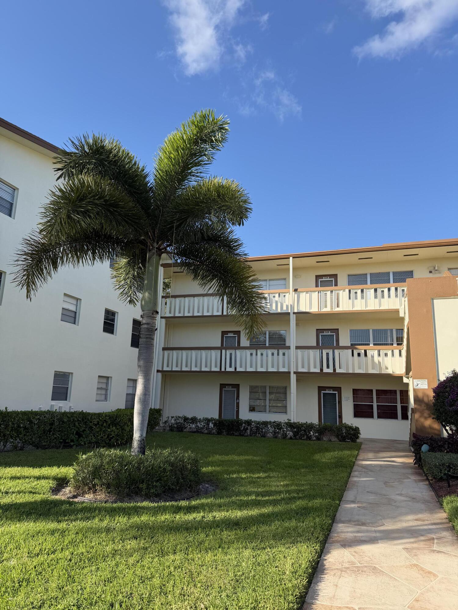 2BR – Condominium at 332 Mansfield H