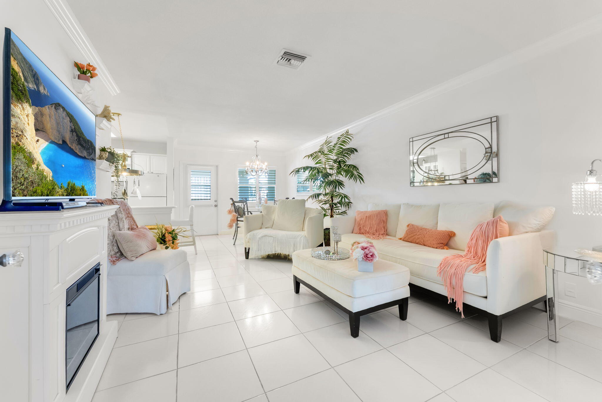 1BR – Condominium at 2131 NE 42nd Court #211e