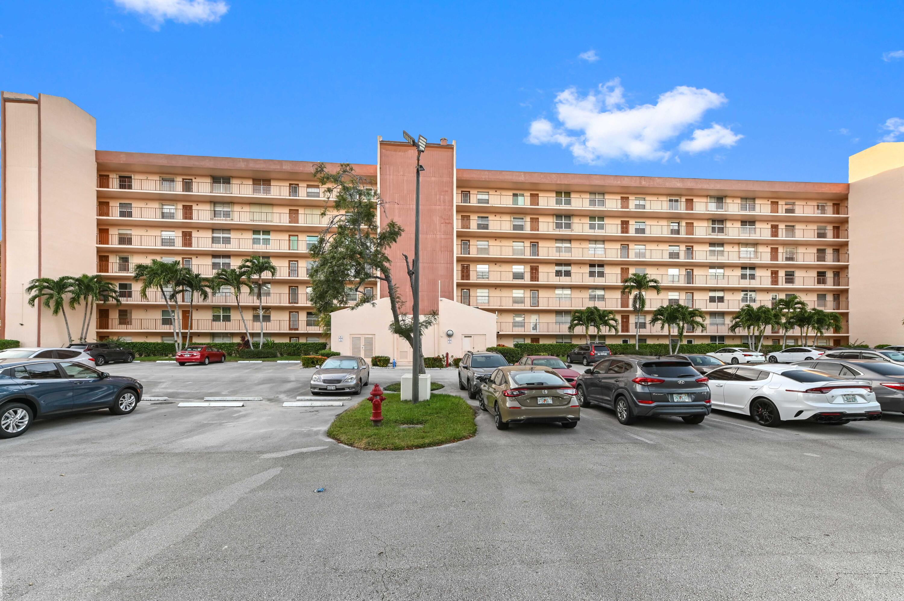 1BR – Condominium at 14671 Bonaire Boulevard #104