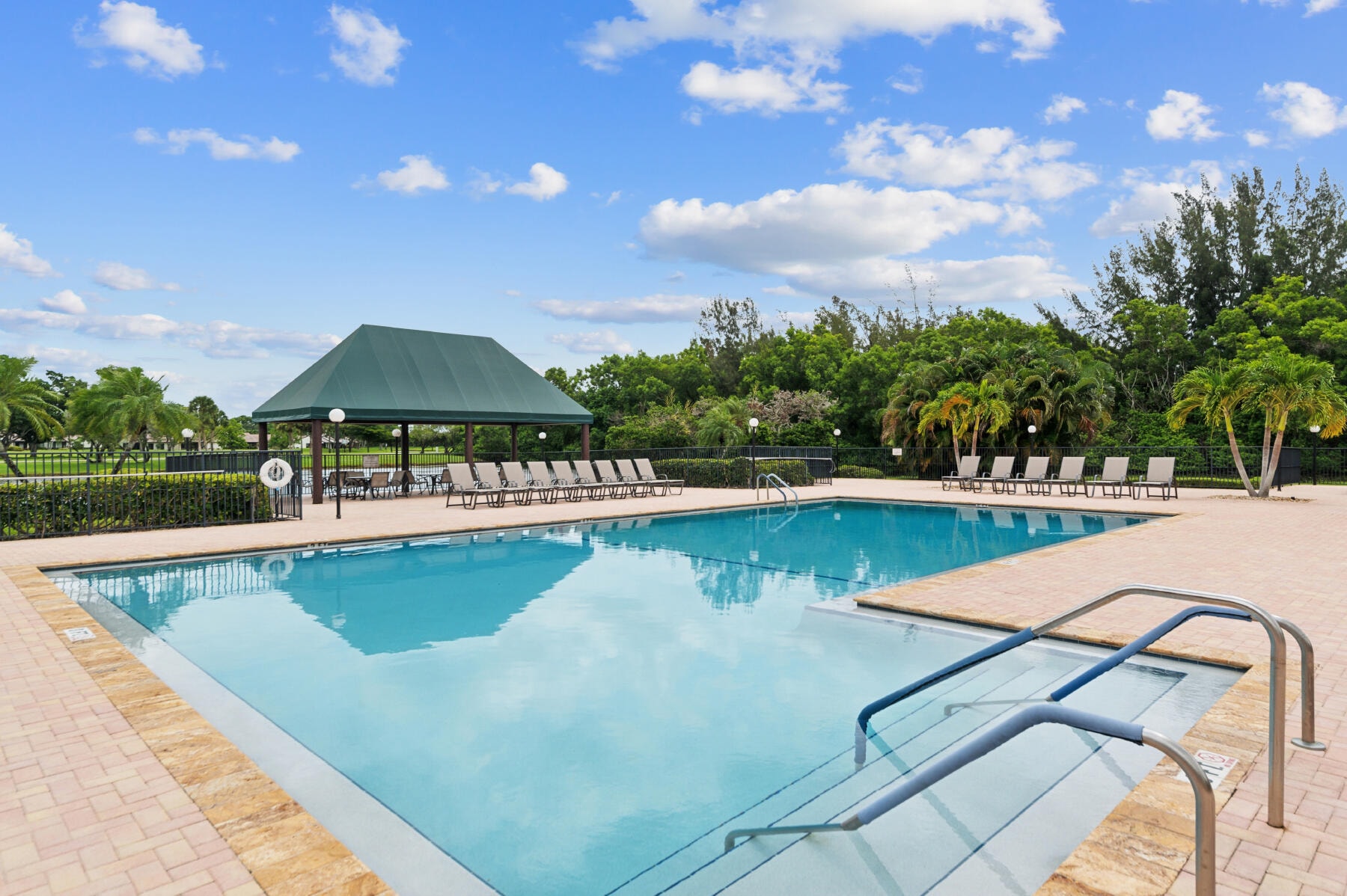 2BR – Condominium at 6029 Parkwalk Drive