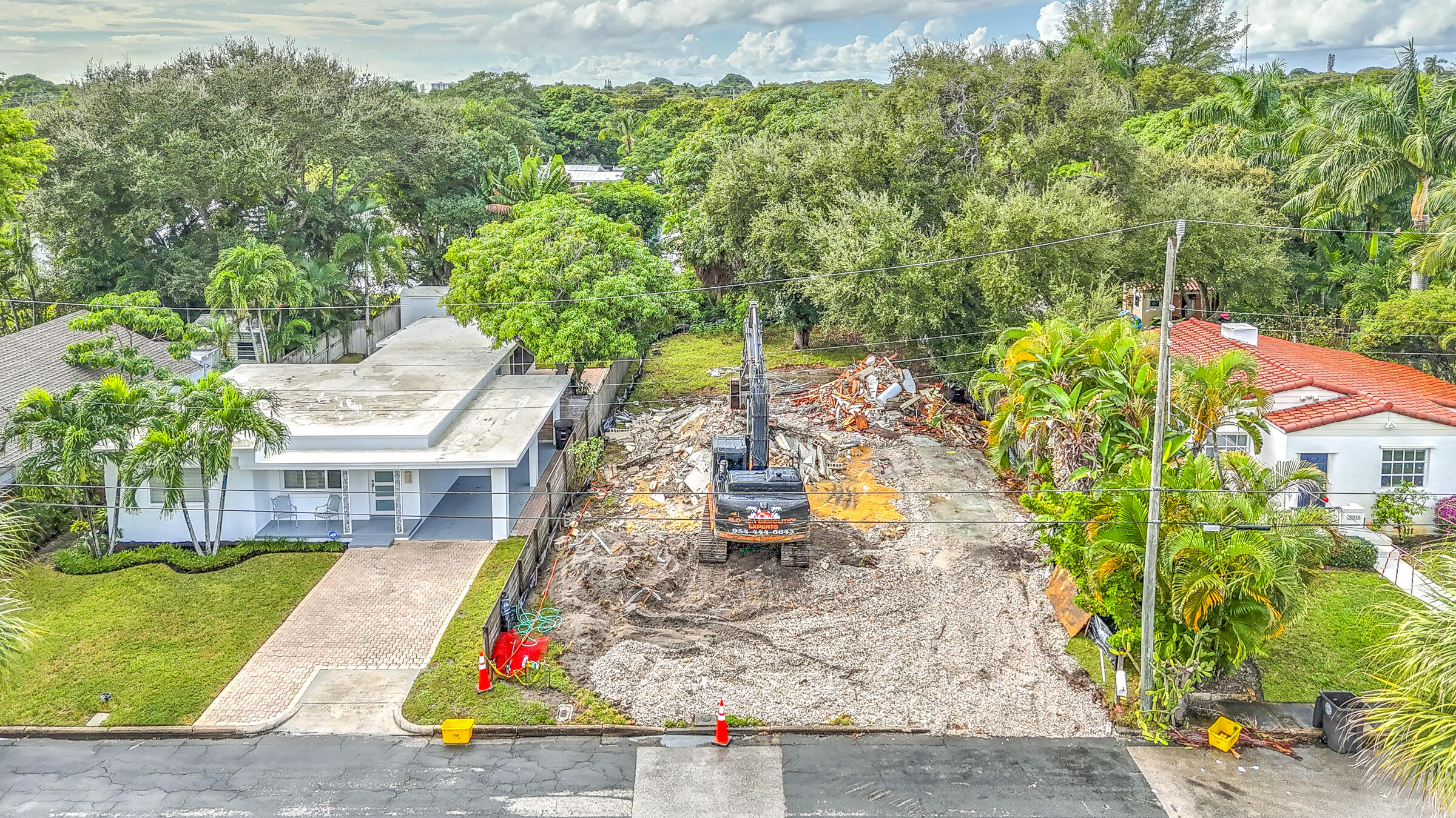 4BR – SingleFamilyResidence at 3309 Floral Avenue