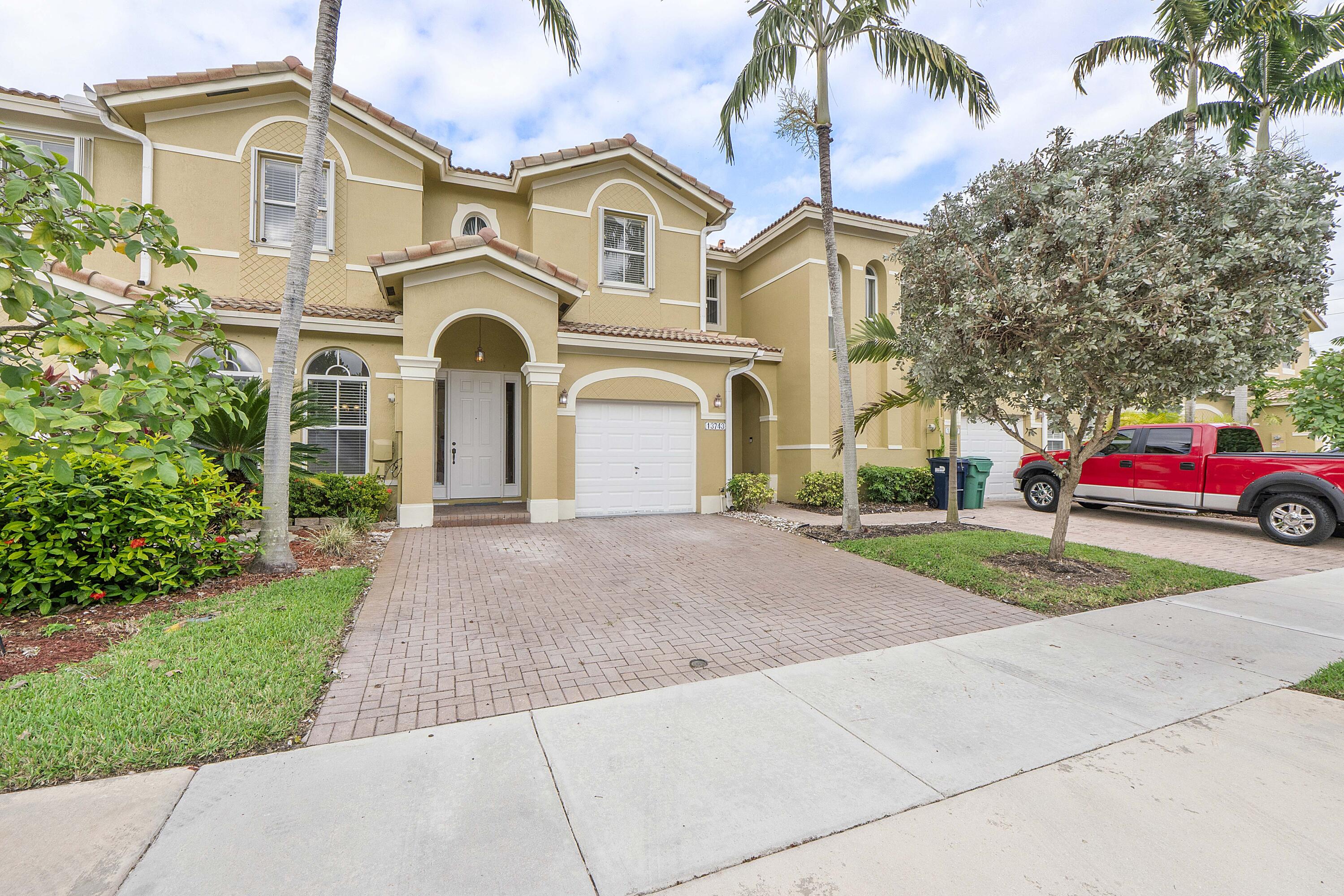 4BR – Townhouse at 13743 SW 116th Terrace