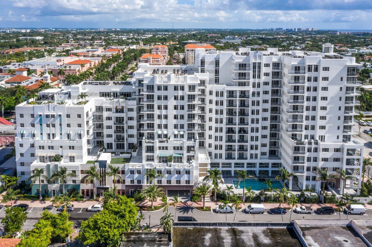 2BR – Condominium at 155 E Boca Raton Road #313
