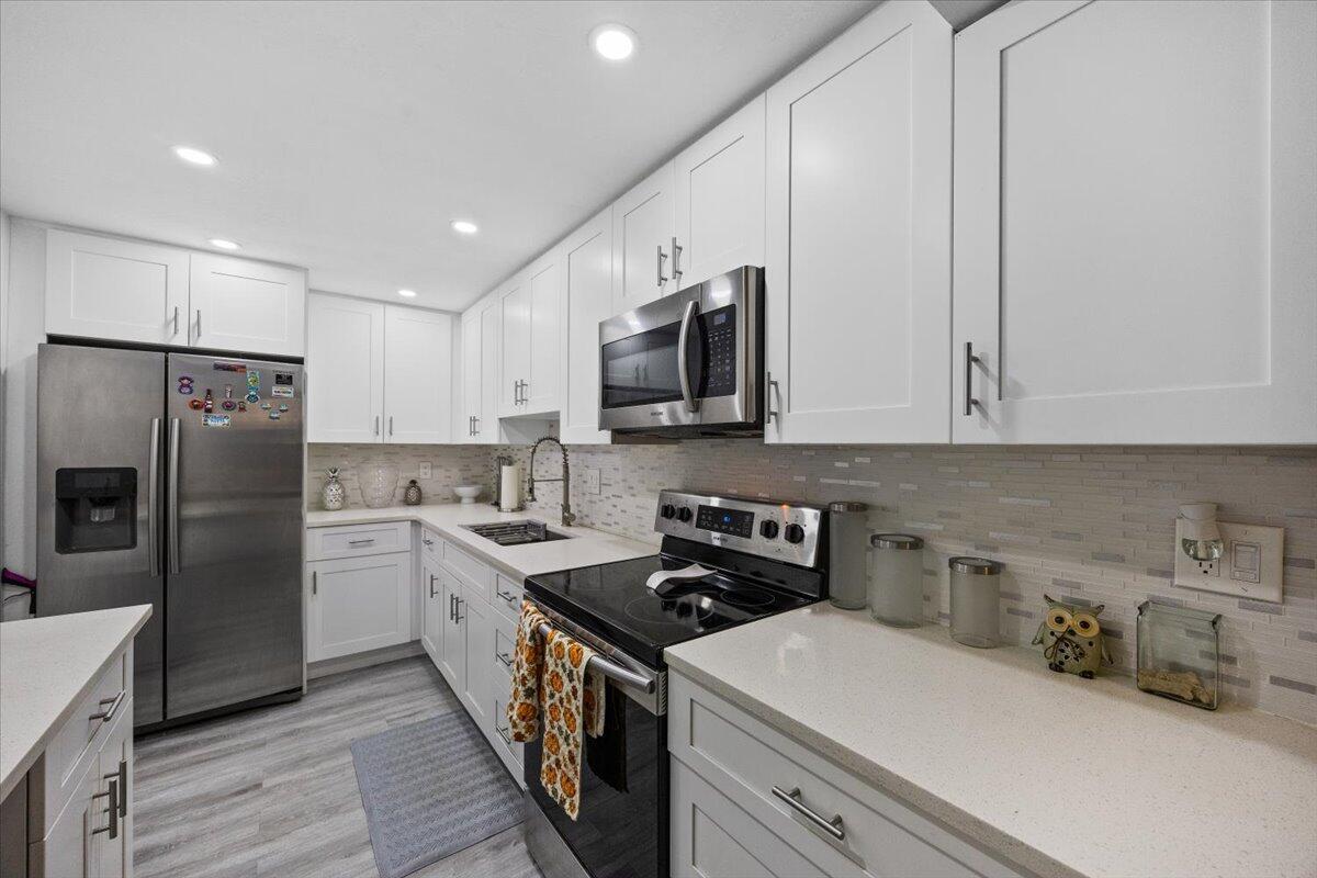 2BR – Condominium at 1428 SE 4th Avenue #140