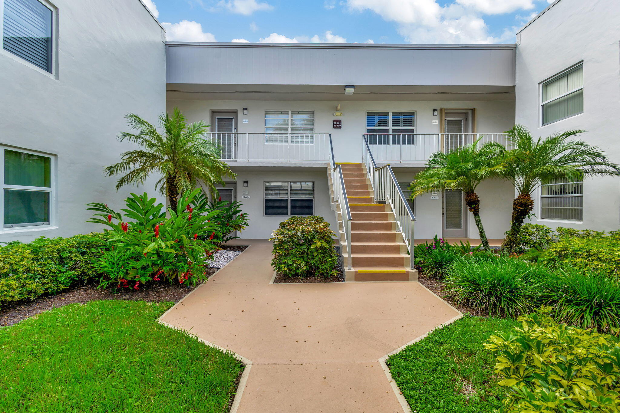 1BR – Condominium at 185 Normandy #D