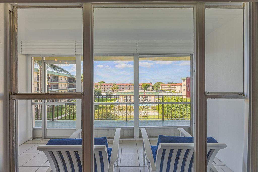 2BR – Condominium at 808 SE 7 Street #305