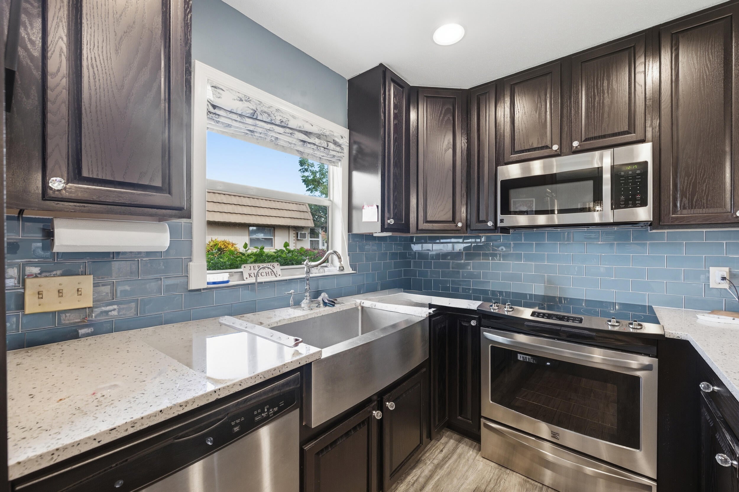 2BR – RES at 341 Seville O