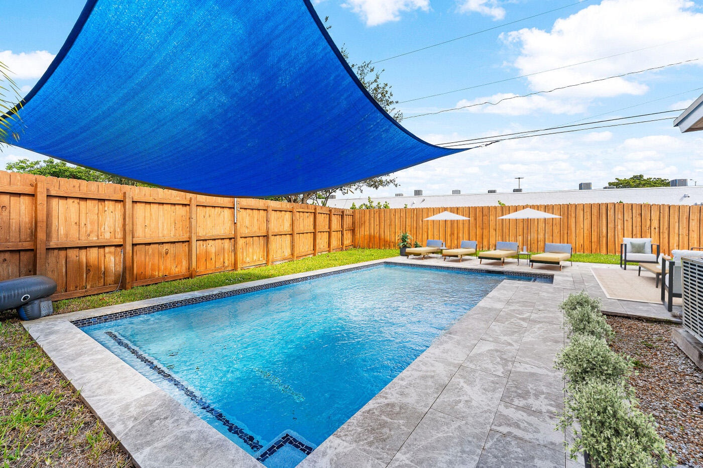 3BR – SingleFamilyResidence at 4780 NE 8th Terrace