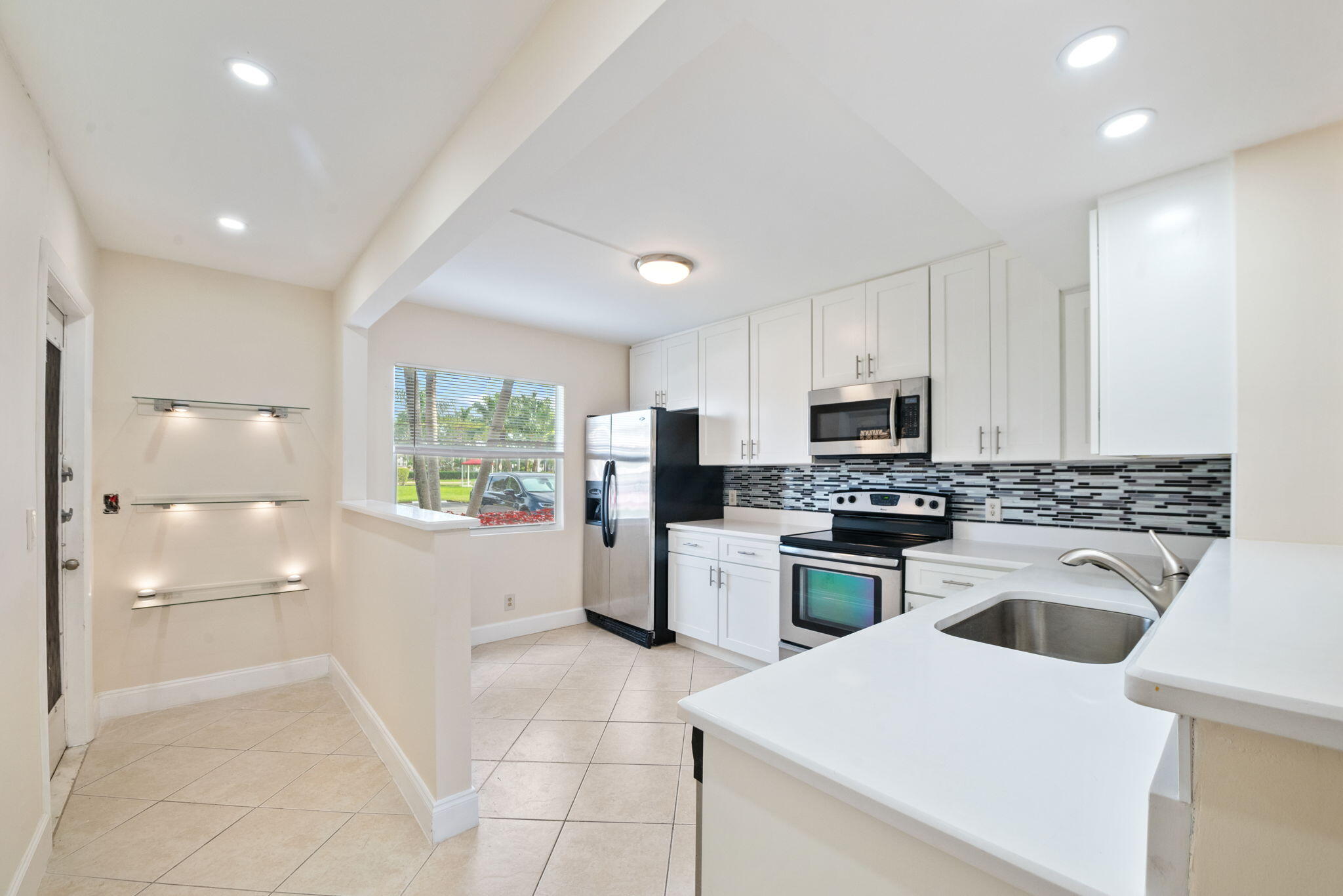 2BR – Condominium at 1090 Guildford E #1090