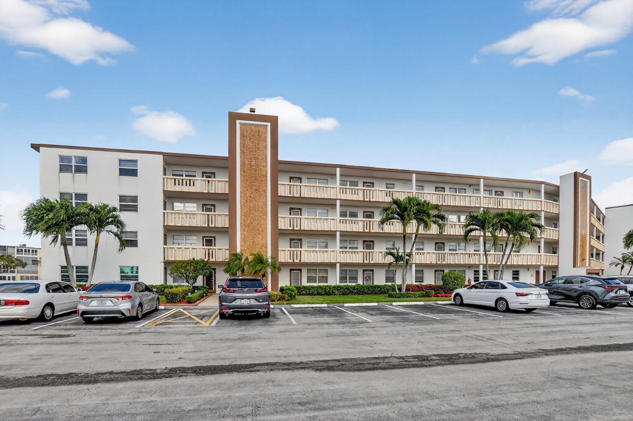 2BR – Condominium at 4051 Guildford C