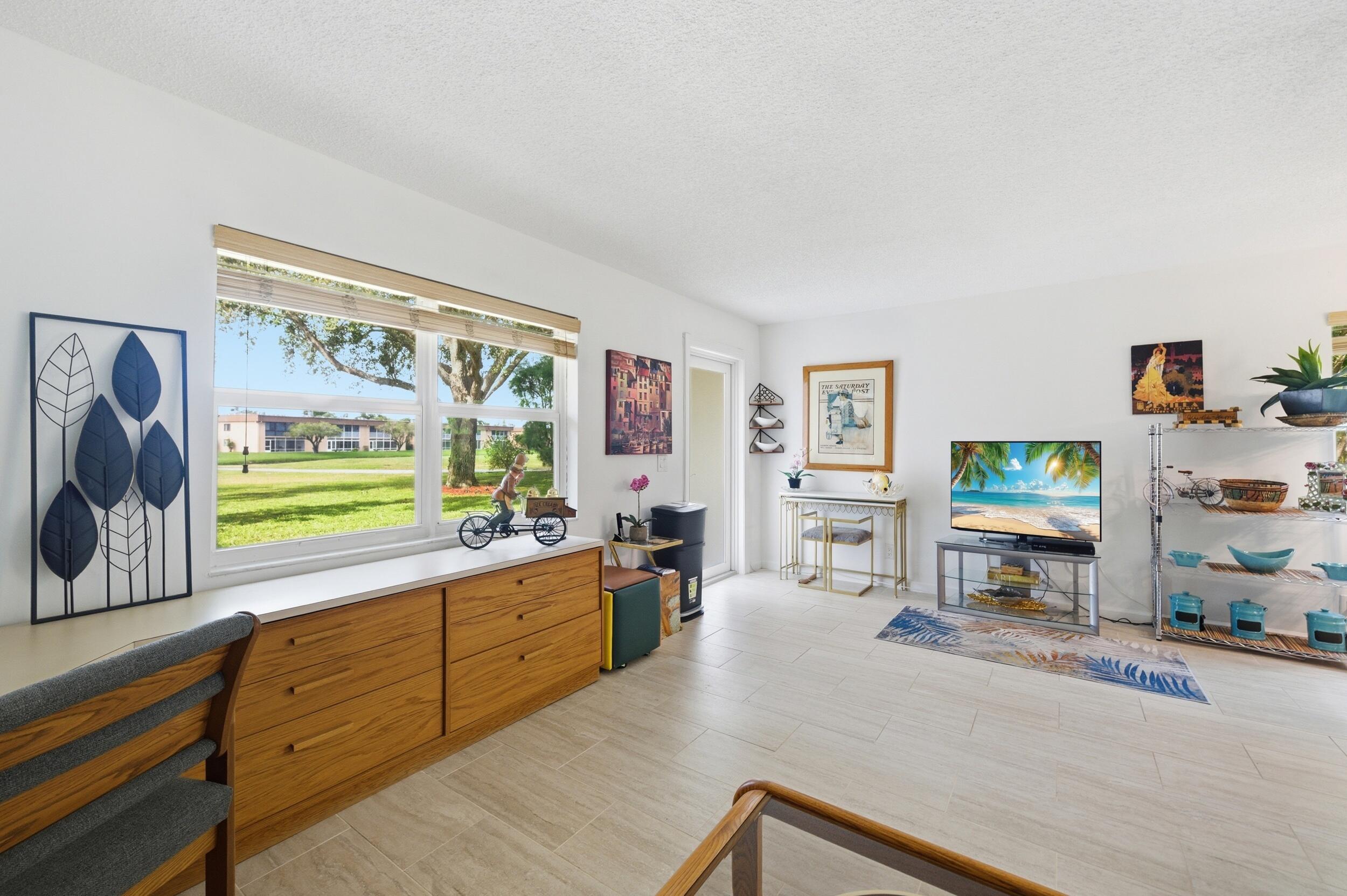 1BR – Condominium at 433 Flanders J