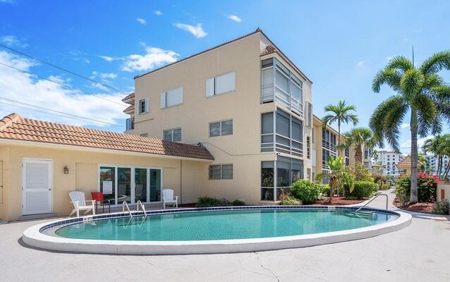 1BR – Condominium at 331 SW 8th Street #2-C-E