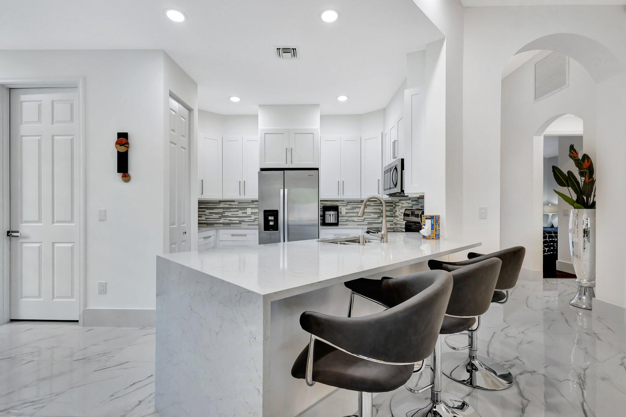 3BR – SingleFamilyResidence at 6623 Southport Drive