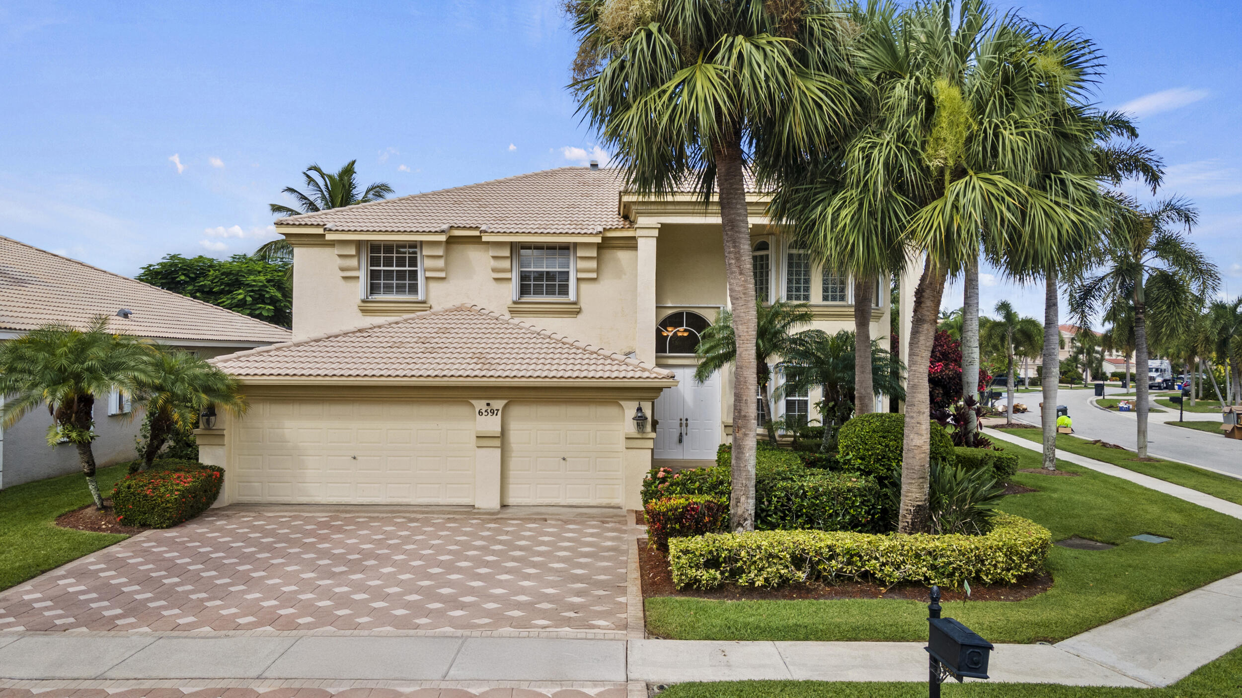 4BR – SingleFamilyResidence at 6597 Marbletree Lane