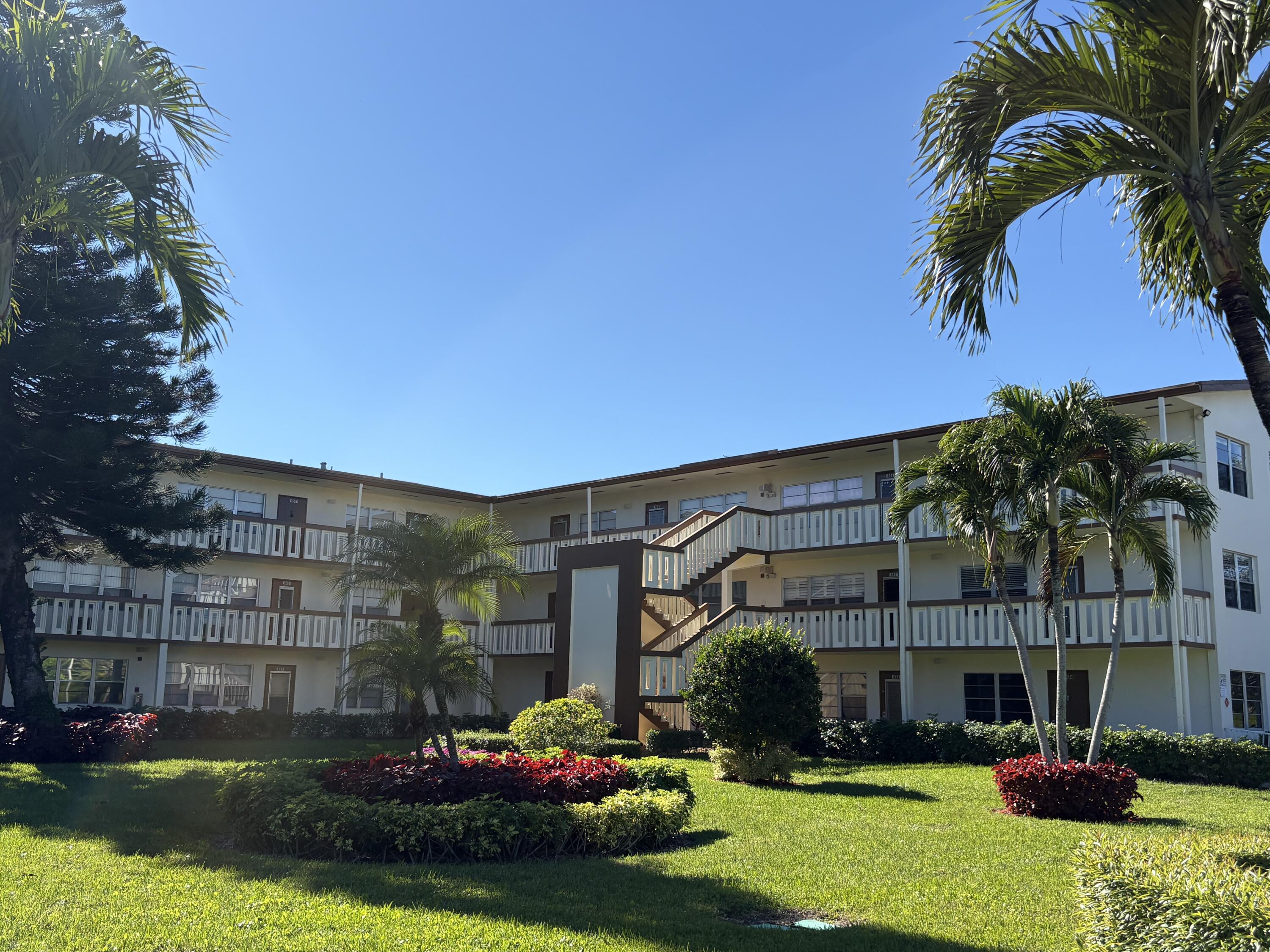 2BR – Condominium at 431 Mansfield #K