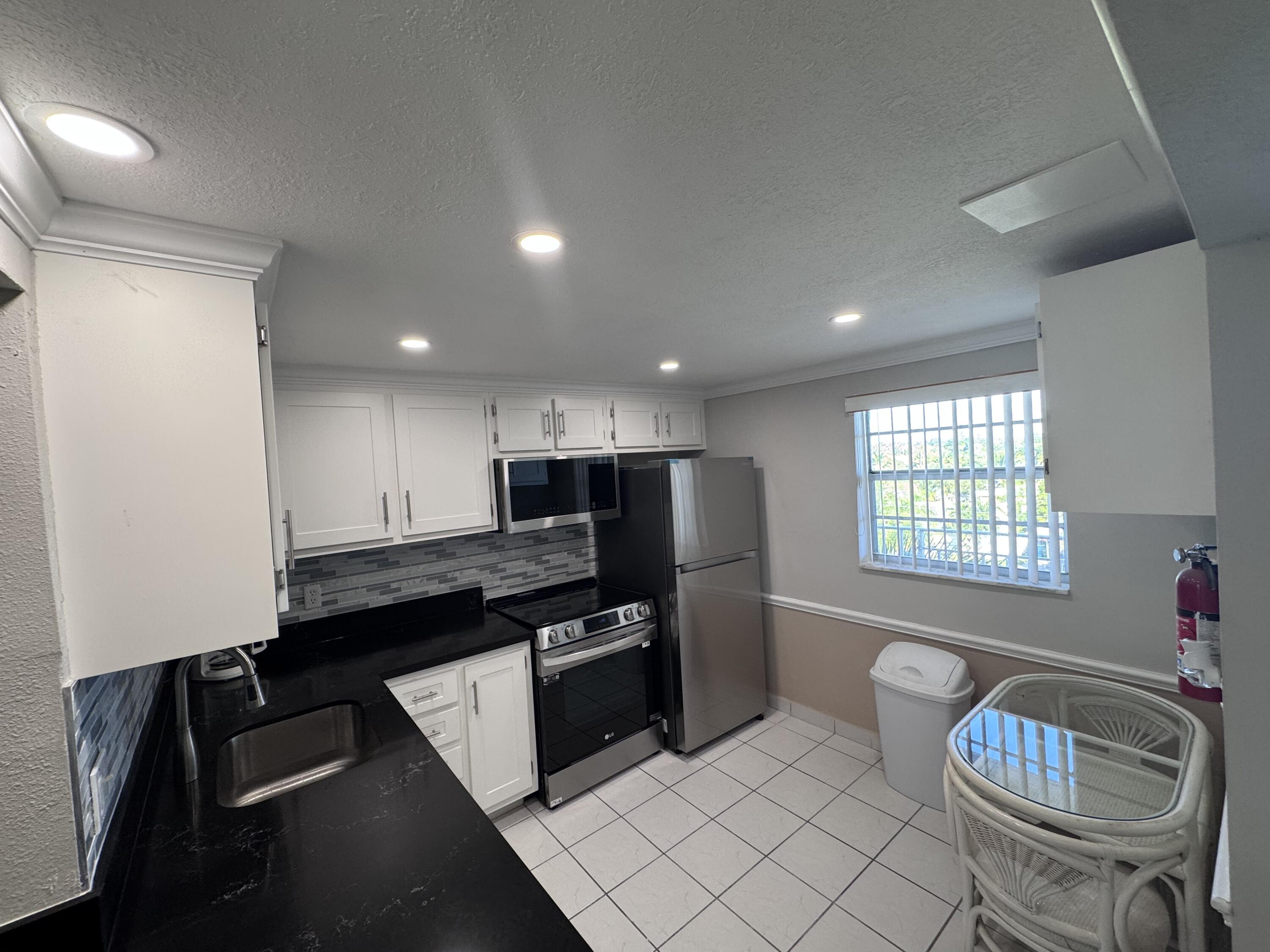 2BR – Condominium at 300 NE 26th Avenue #4030