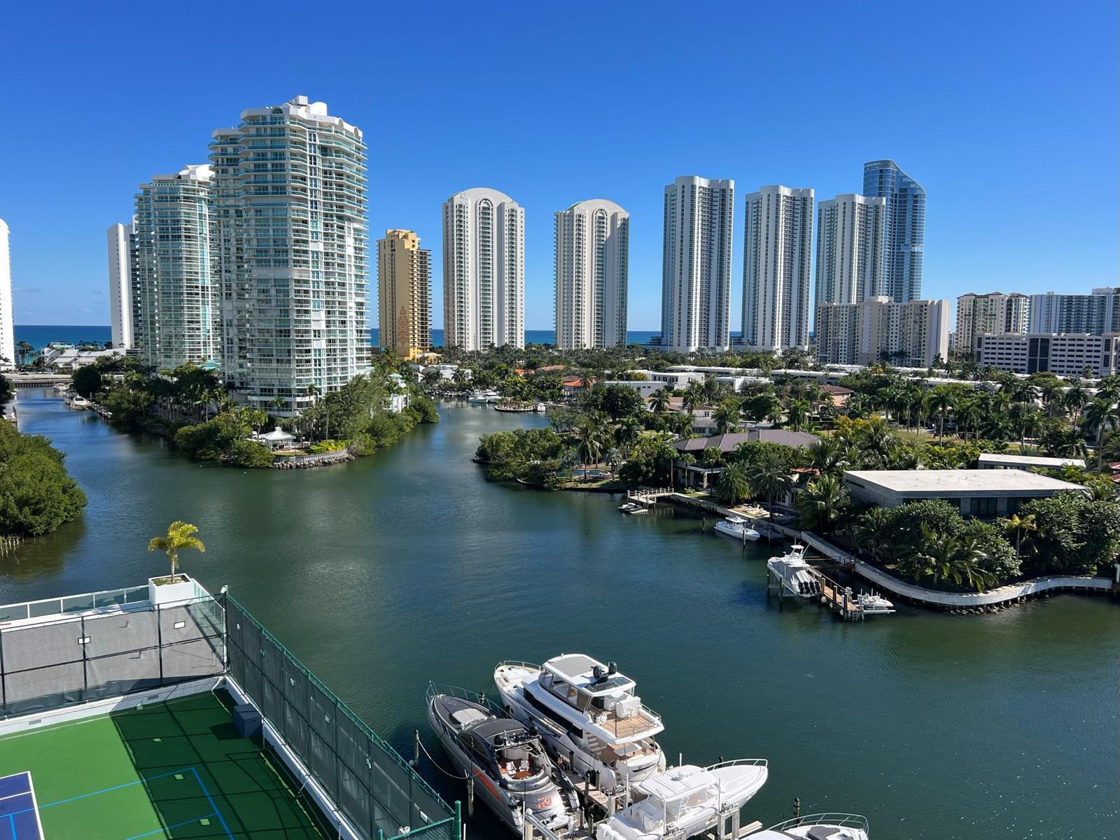 3BR – Condominium at 400 Sunny Isles Boulevard #1022