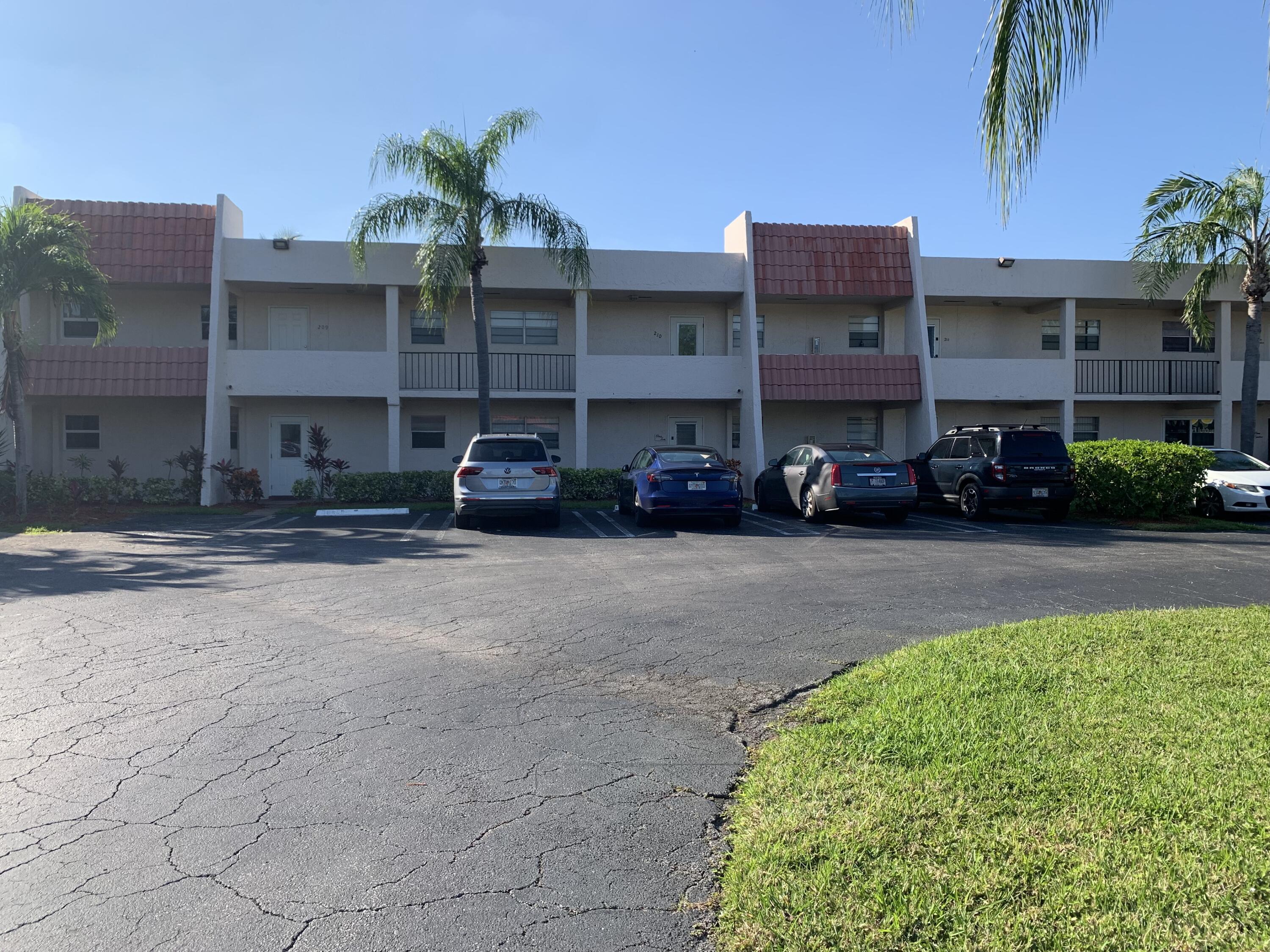 1BR – Condominium at 2500 Fiore Way #109