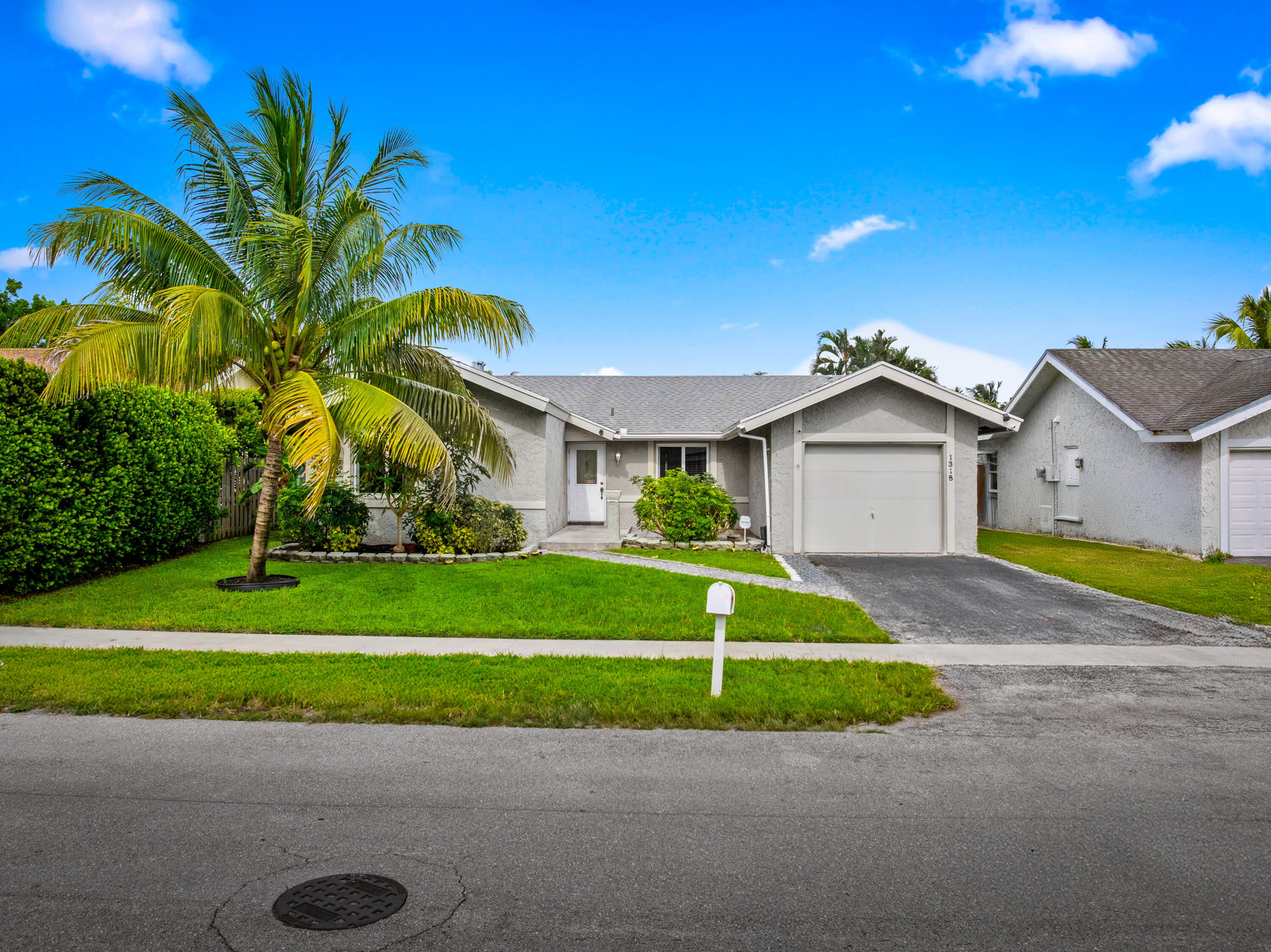 3BR – SingleFamilyResidence at 1318 SW 82 Terrace