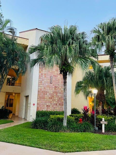 2BR – Condominium at 7535 La Paz Boulevard #307