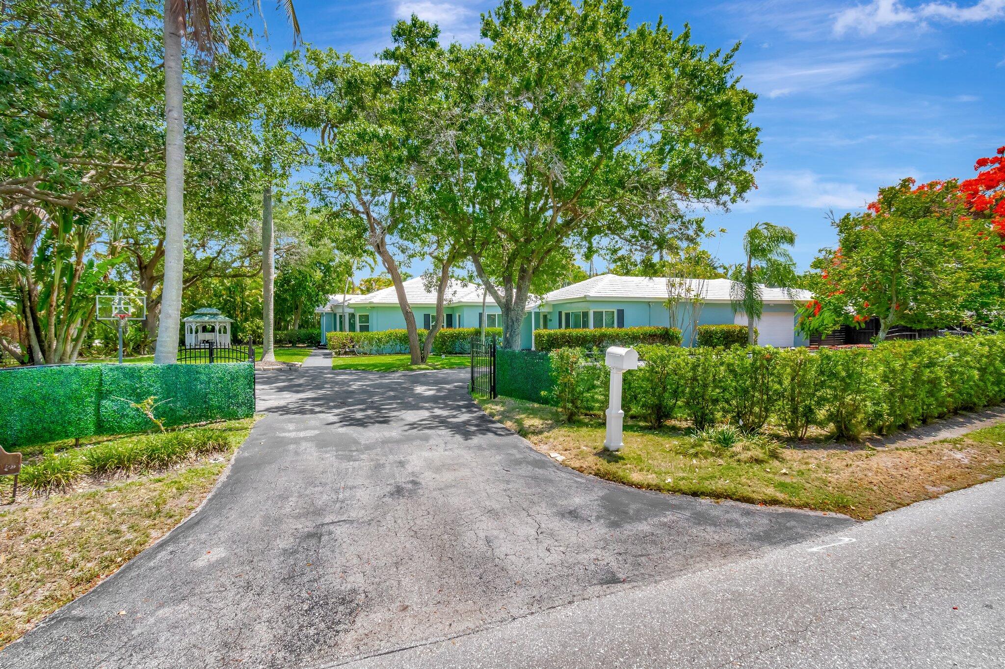 4BR – SingleFamilyResidence at 1220 N Swinton Avenue