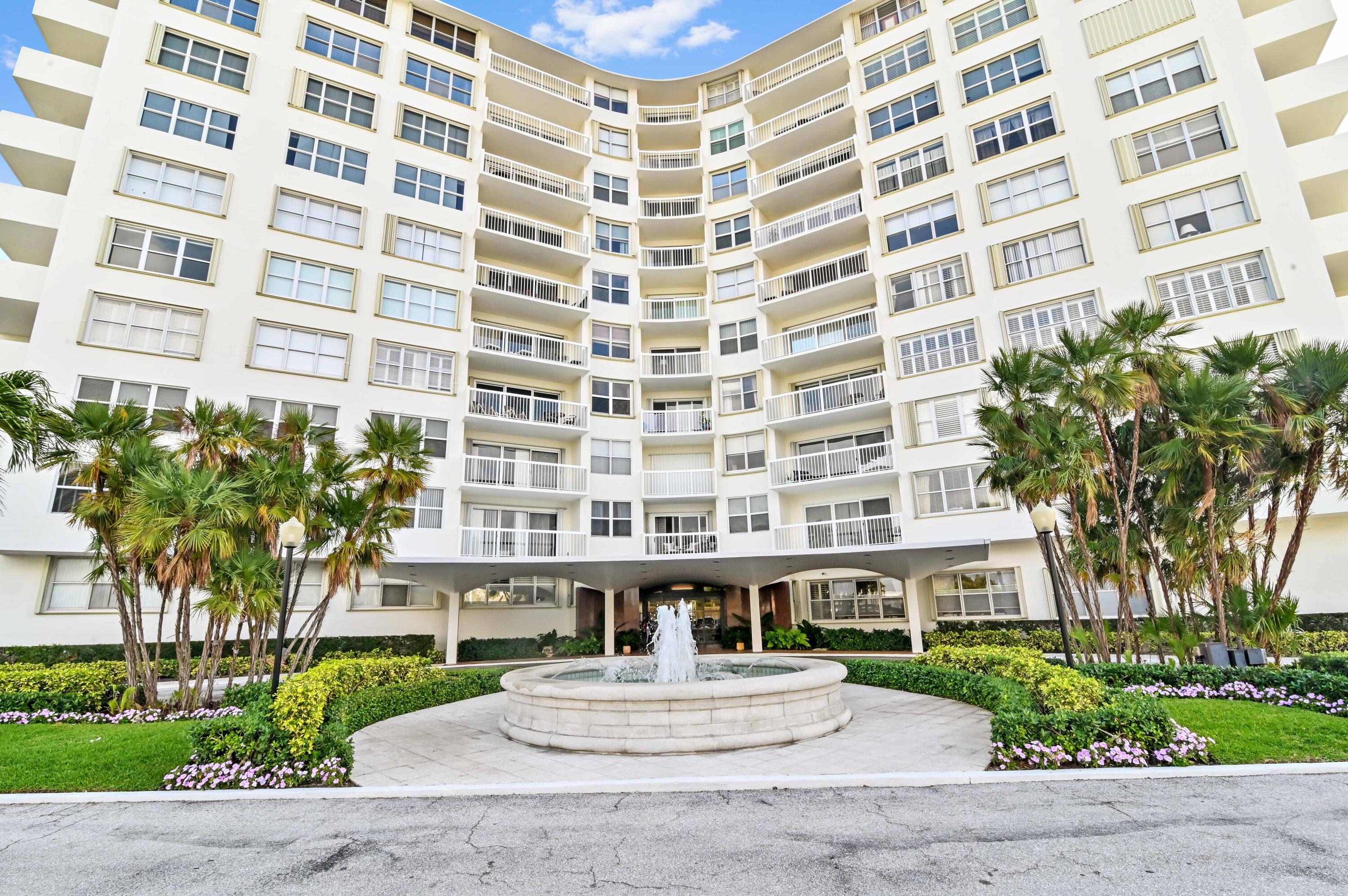 3BR – Condominium at 2600 N Flagler Drive #210