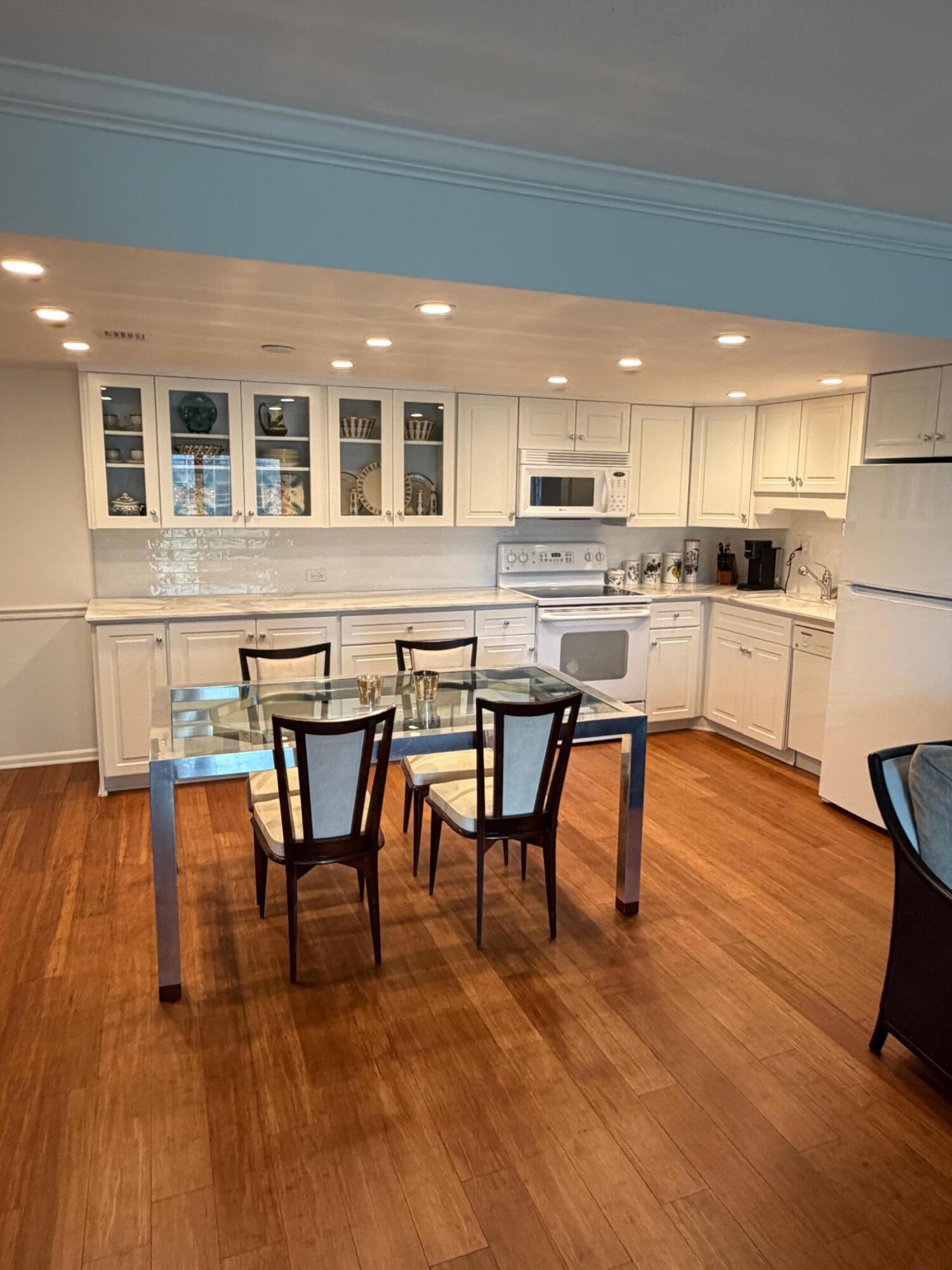 1BR – Condominium at 1501 S Flagler Drive #5c