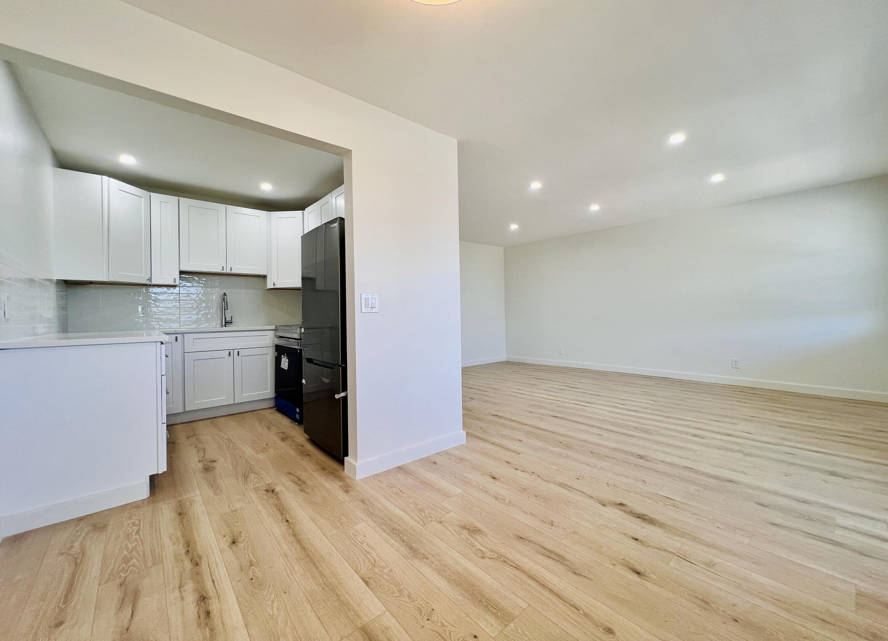 2BR – Condominium at 130 Chatham F