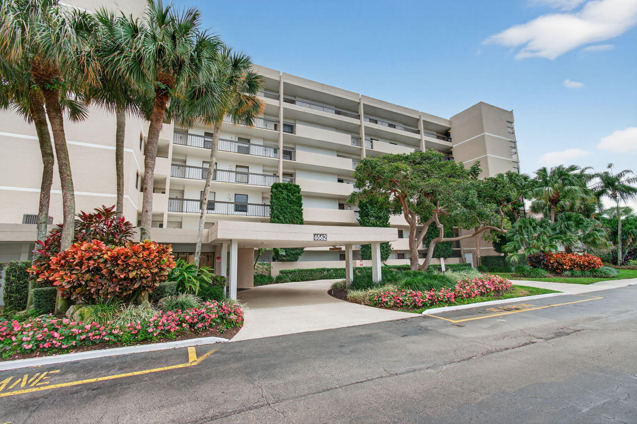 2BR – Condominium at 6562 Boca Del Mar Drive #326