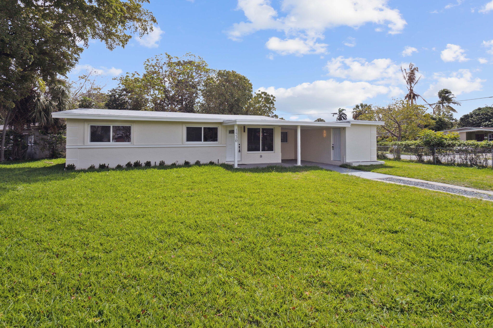 3BR – SingleFamilyResidence at 1530 NW 18th Court