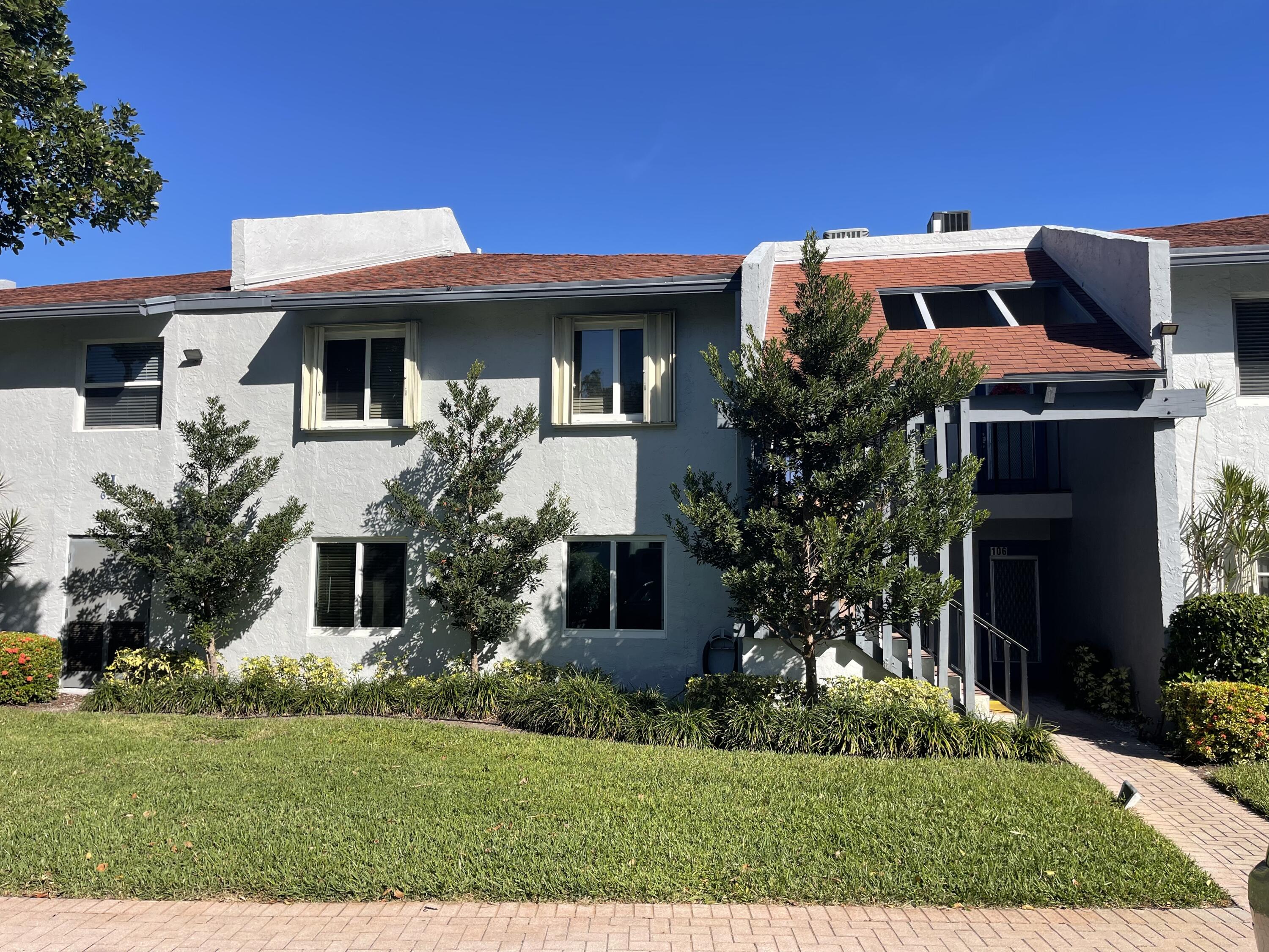 2BR – Condominium at 6525 S Oriole Boulevard #1050