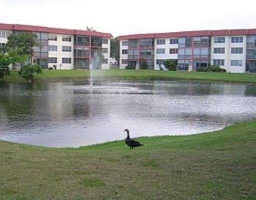 1BR – Condominium at 681 S Hollybrook Drive #105