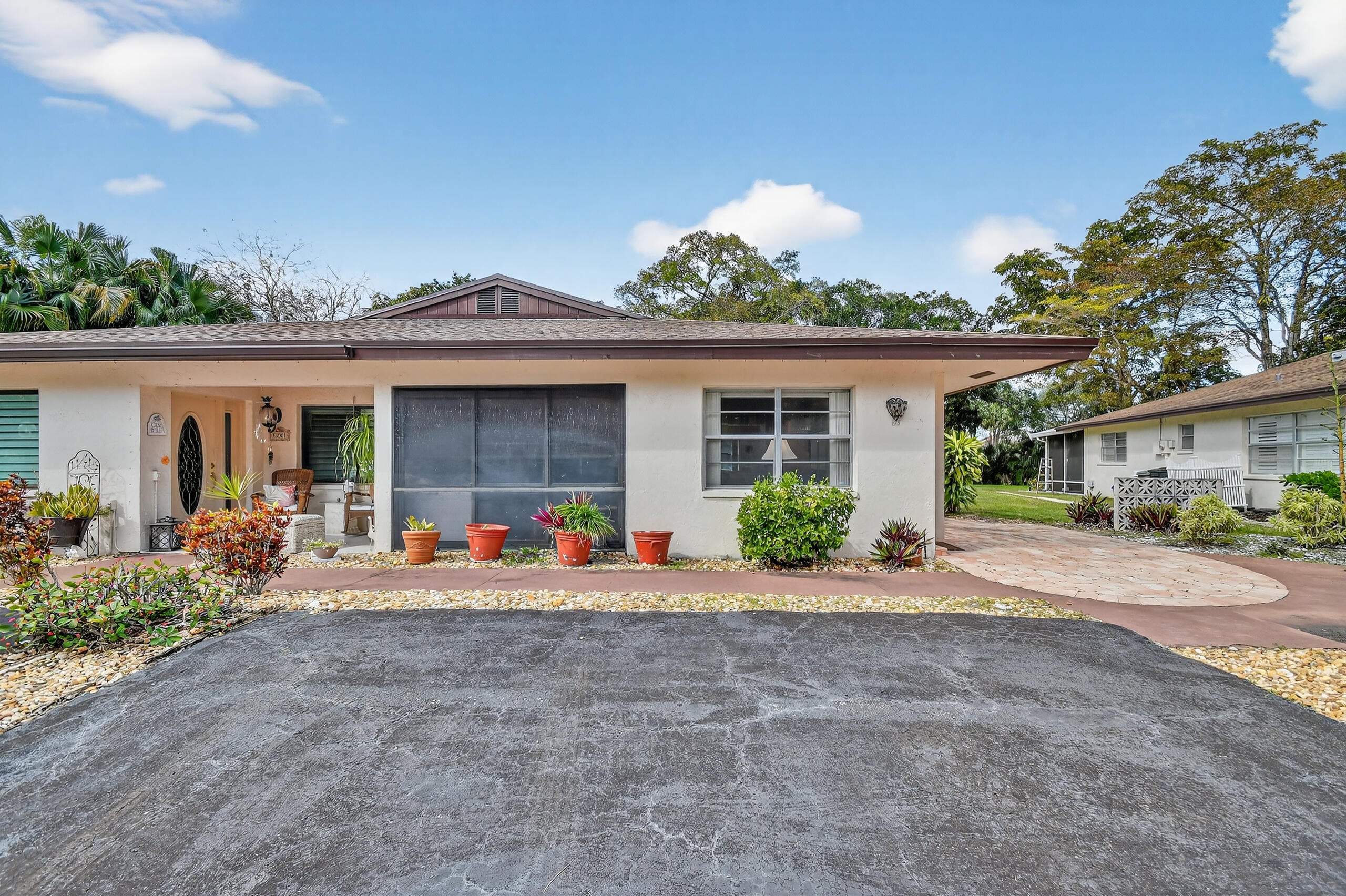 2BR – RES at 5199 Rose Hill Drive