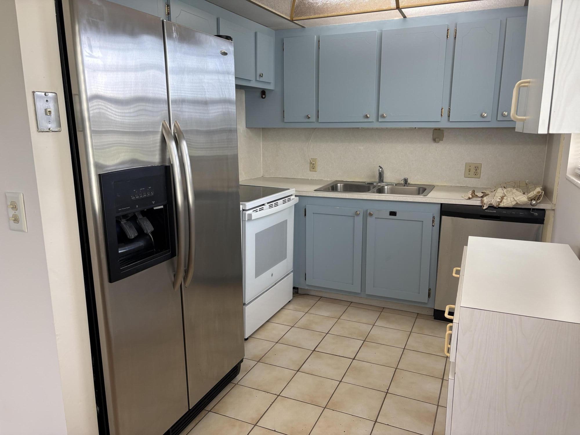 2BR – Condominium at 186 Dorset E
