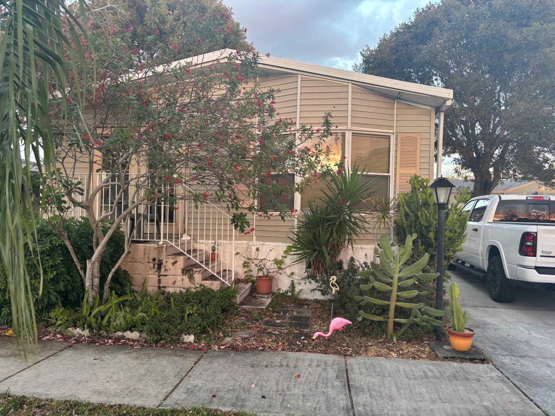 2BR – ManufacturedHome at 6566 NW 34th Ave Lot#H009 Avenue