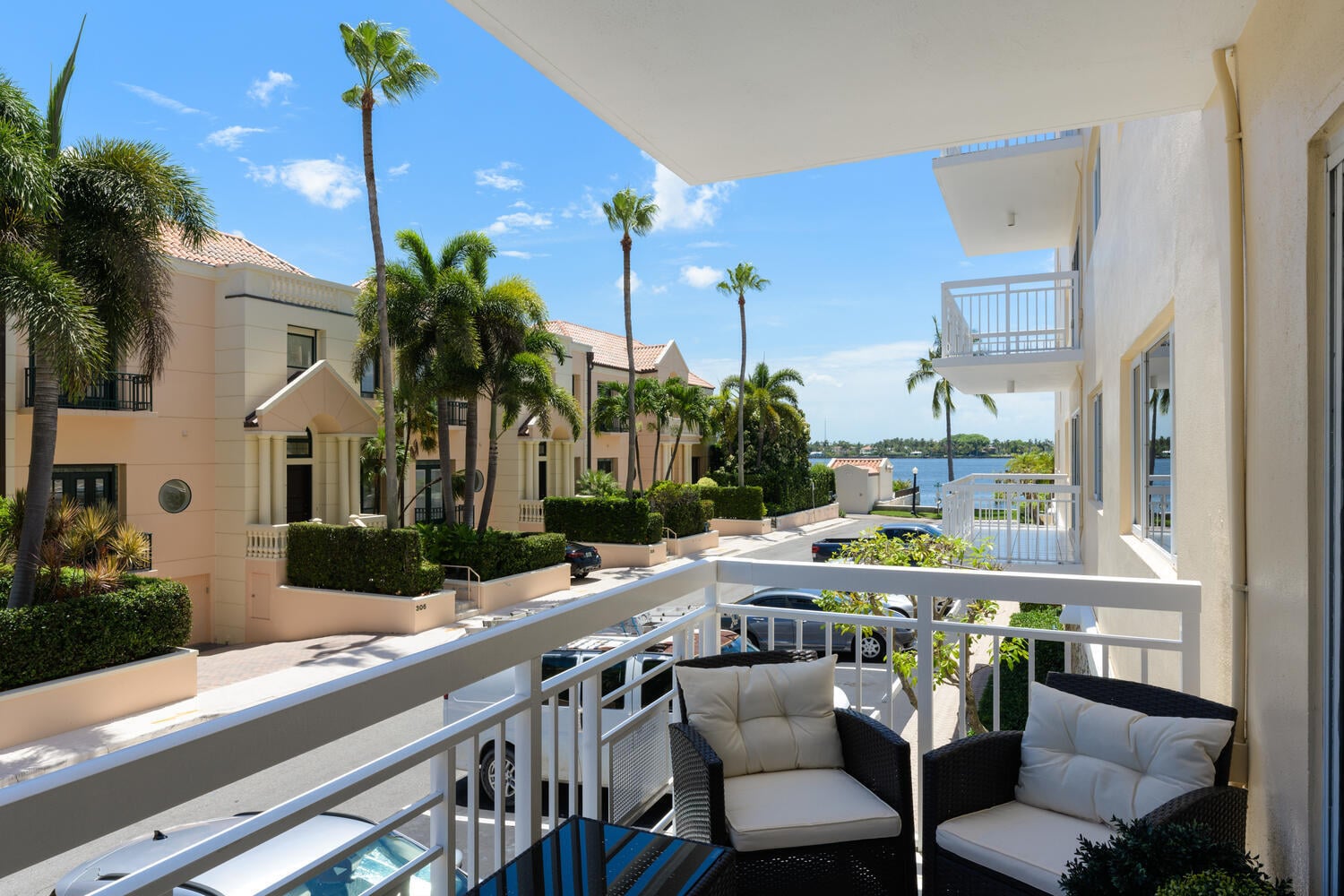 2BR – Condominium at 250 Bradley Place #210