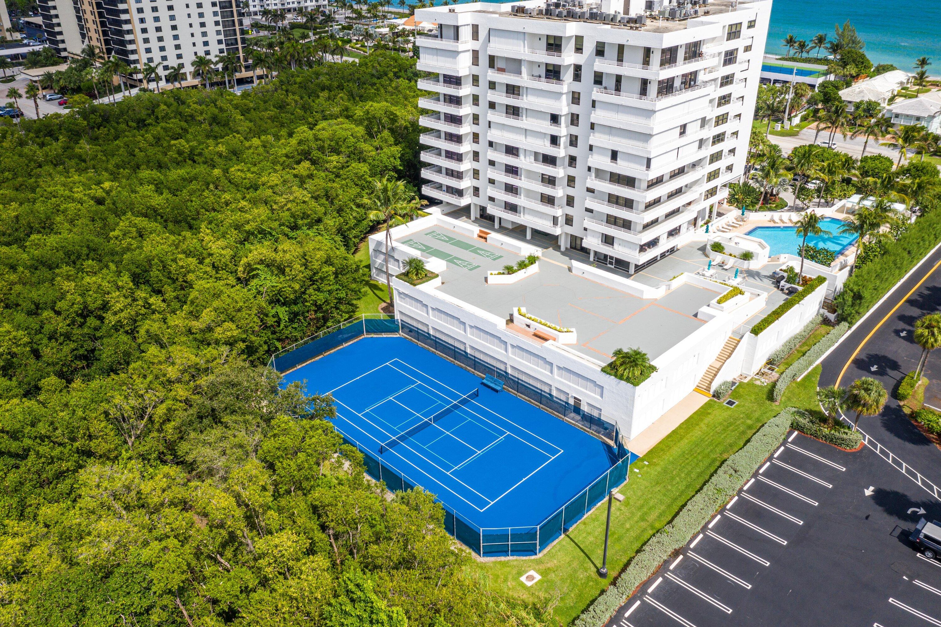 3BR – Condominium at 3450 S Ocean Boulevard #803