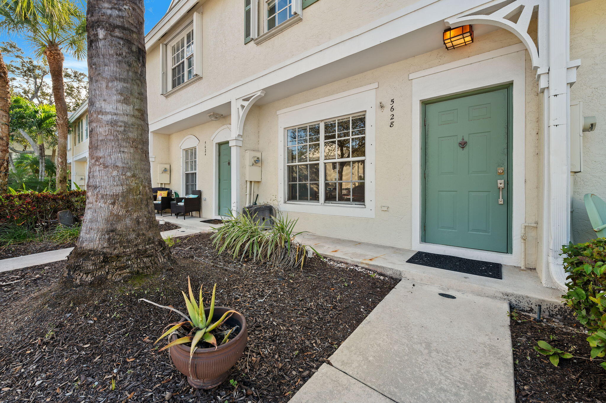 2BR – Townhouse at 5628 NW 99th Lane