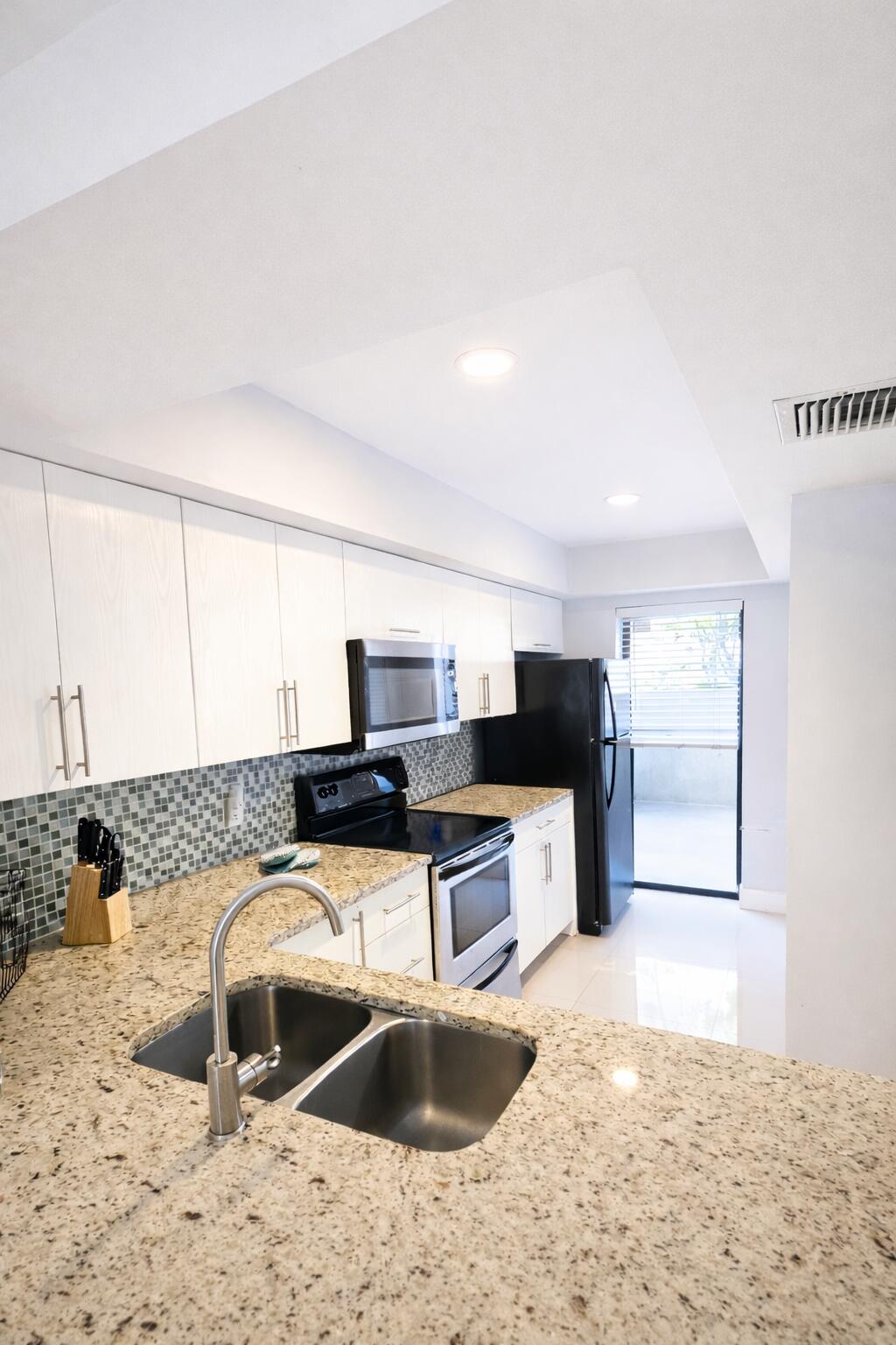 2BR – Townhouse at 11596 NW 45th Street #4
