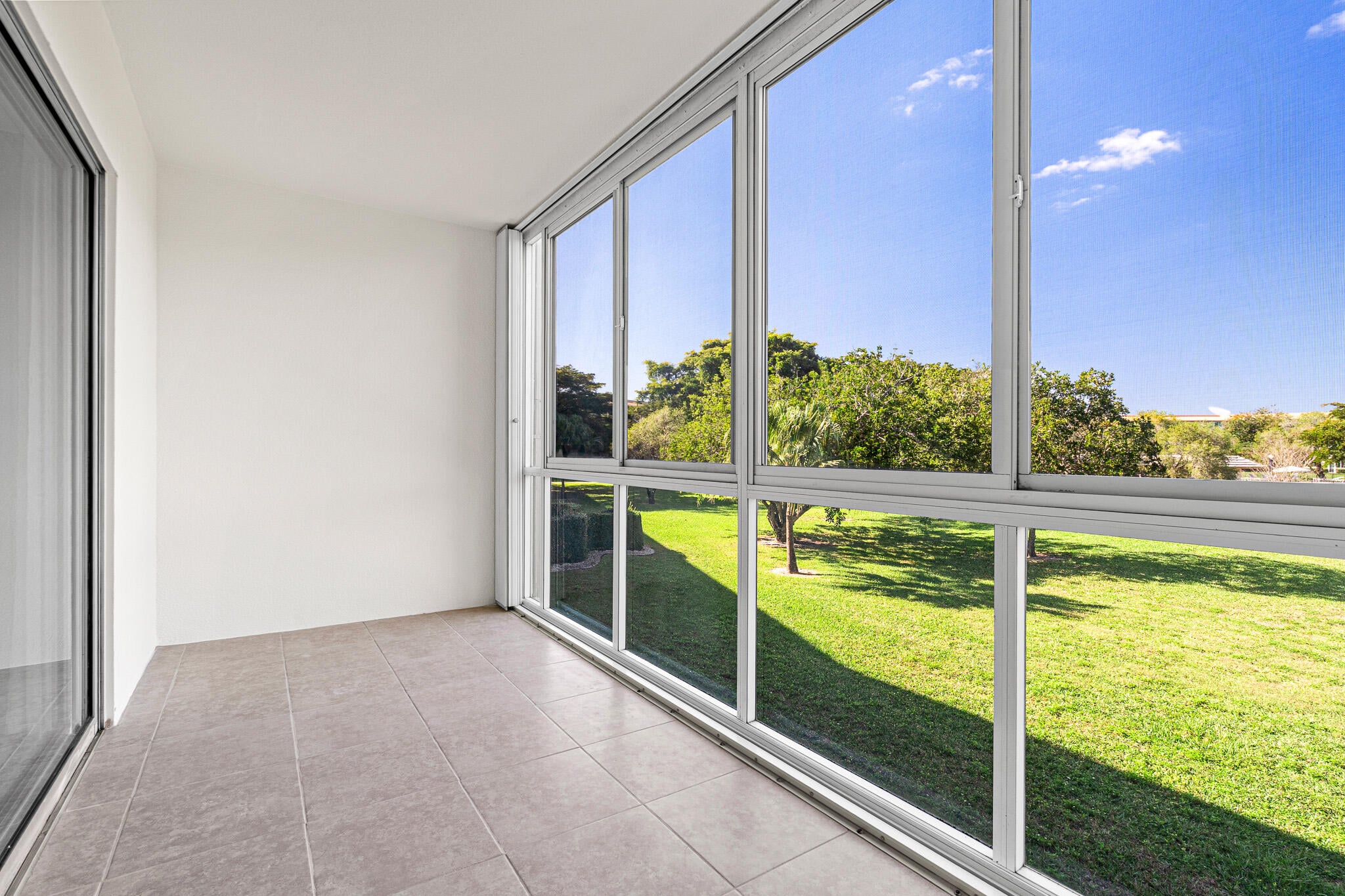 2BR – Condominium at 1606 Abaco Drive #H2