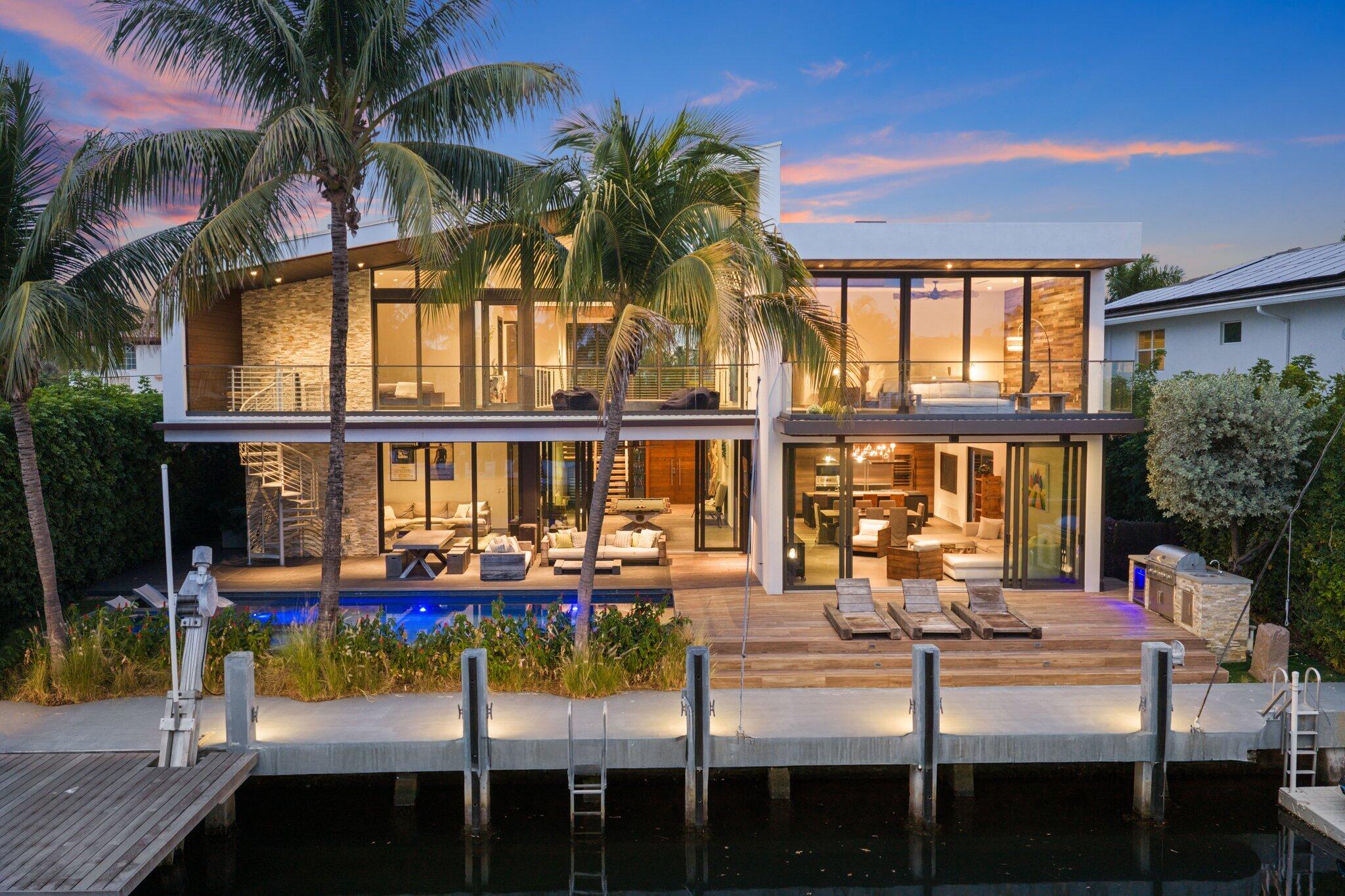 5BR – SingleFamilyResidence at 830 NE 71st Street