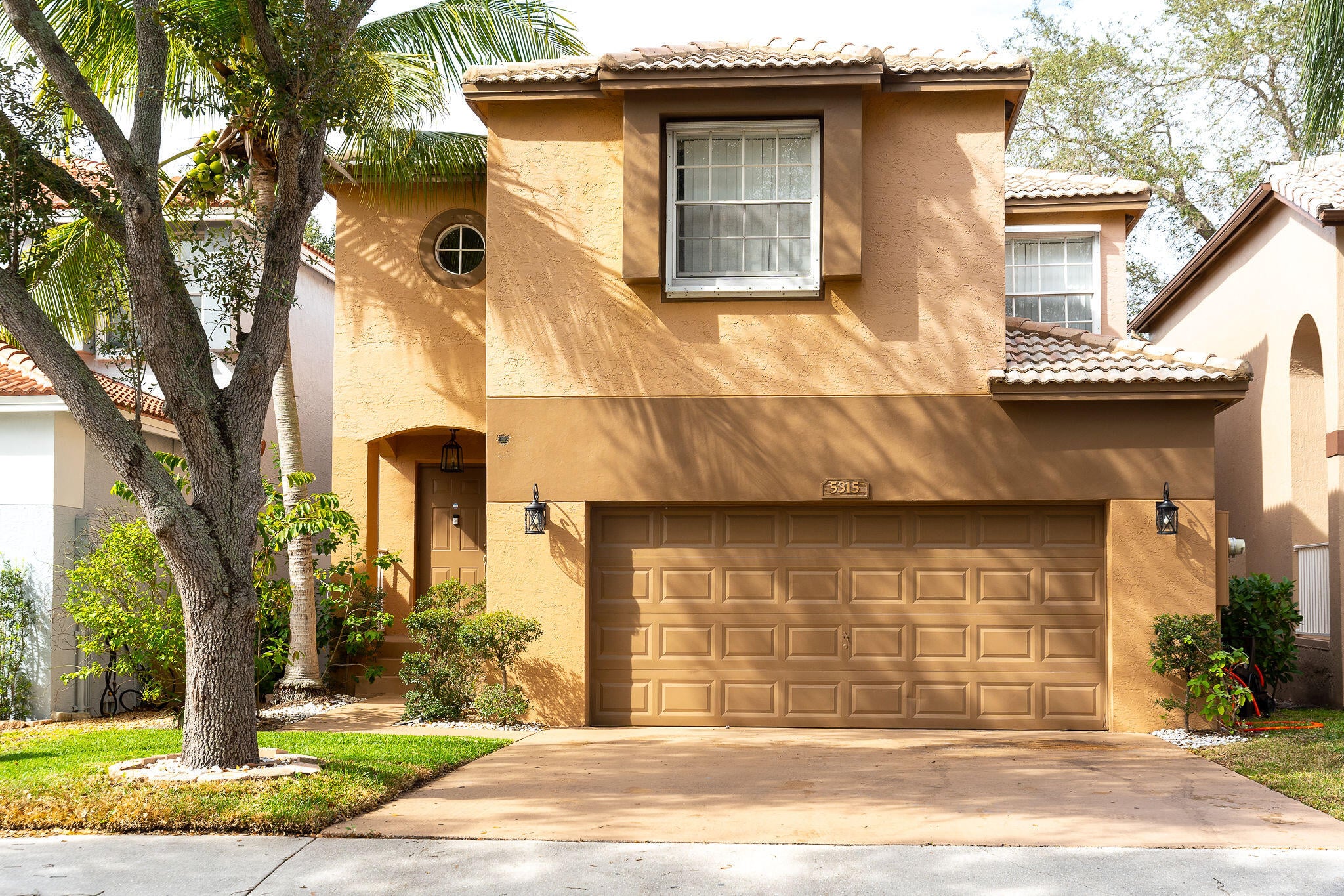 4BR – SingleFamilyResidence at 5315 Eagle Cay Way