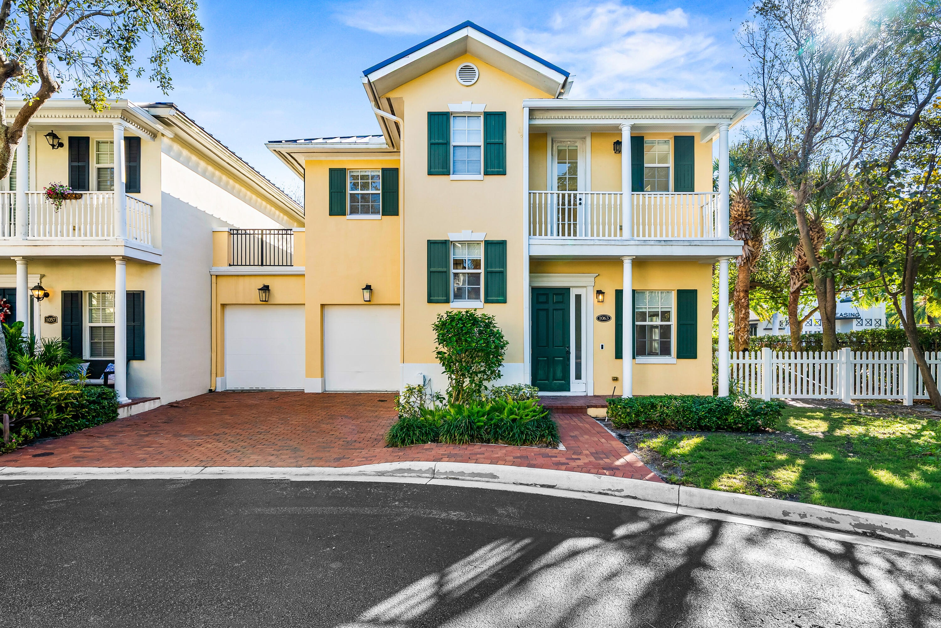 3BR – Townhouse at 1063 E Heritage Club Circle