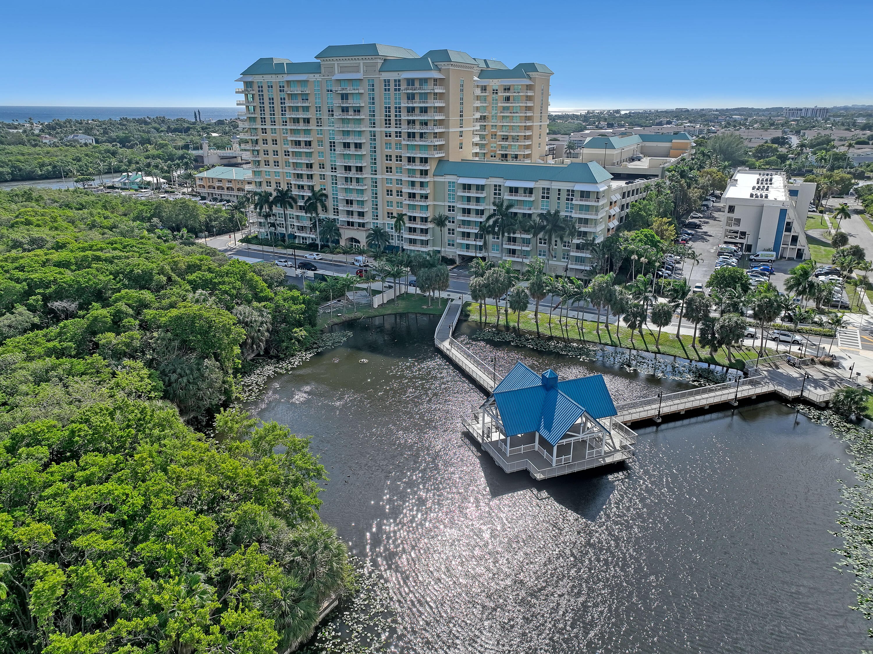 2BR – Condominium at 700 E Boynton Beach Boulevard #312