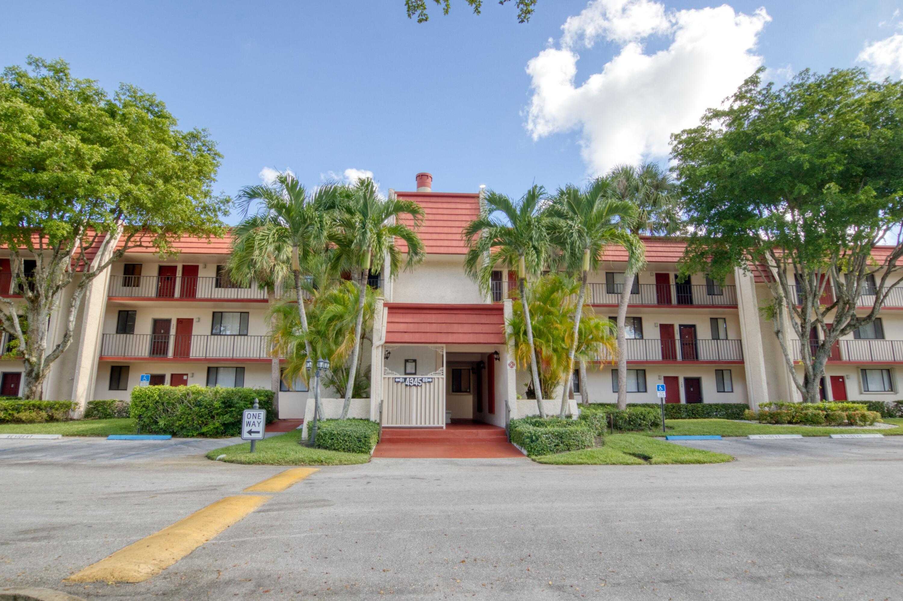 2BR – Condominium at 4345 Trevi Court #204